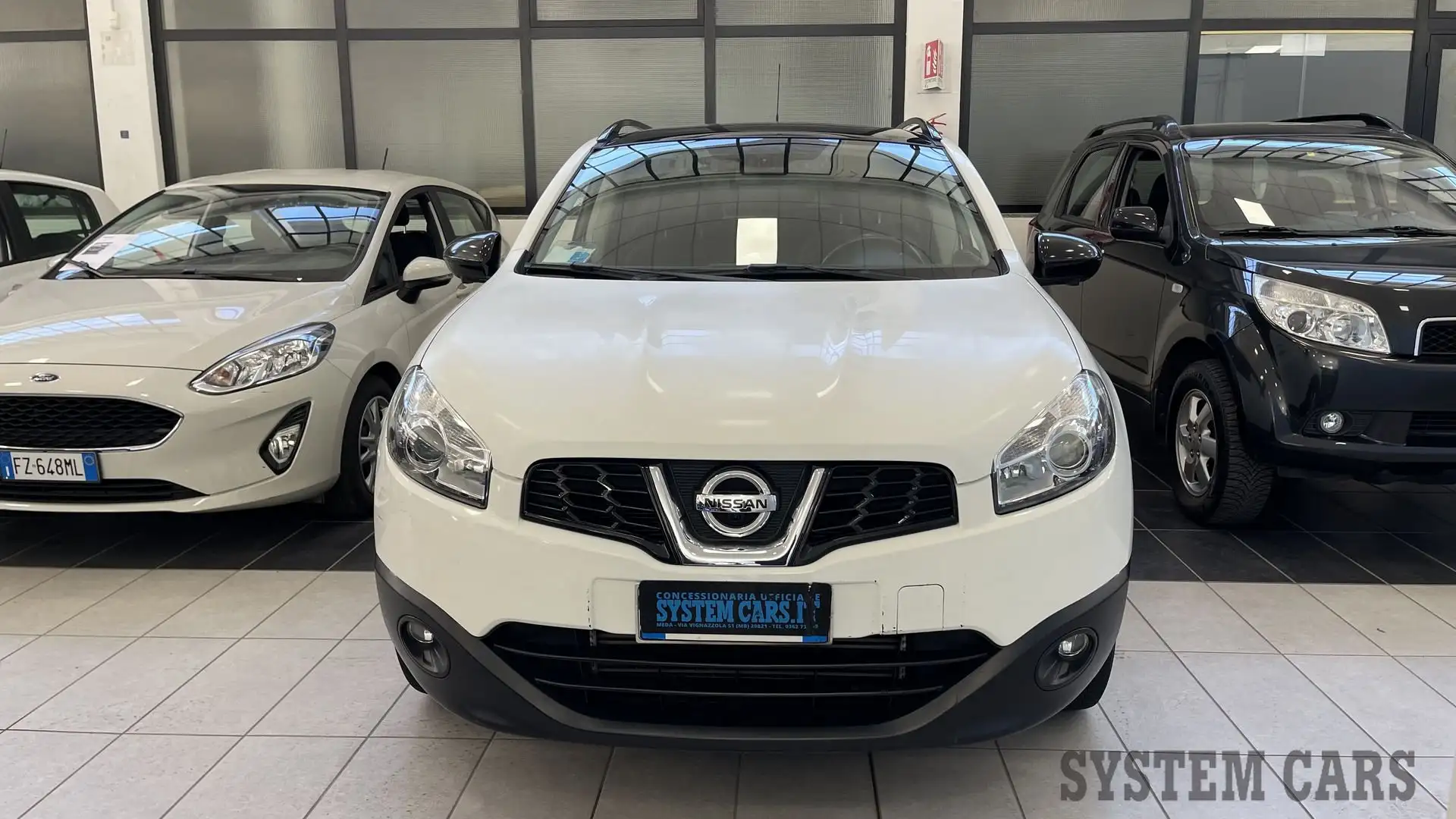 Nissan Qashqai Qashqai 1.6 dCi 2WD Tekna Weiß - 2