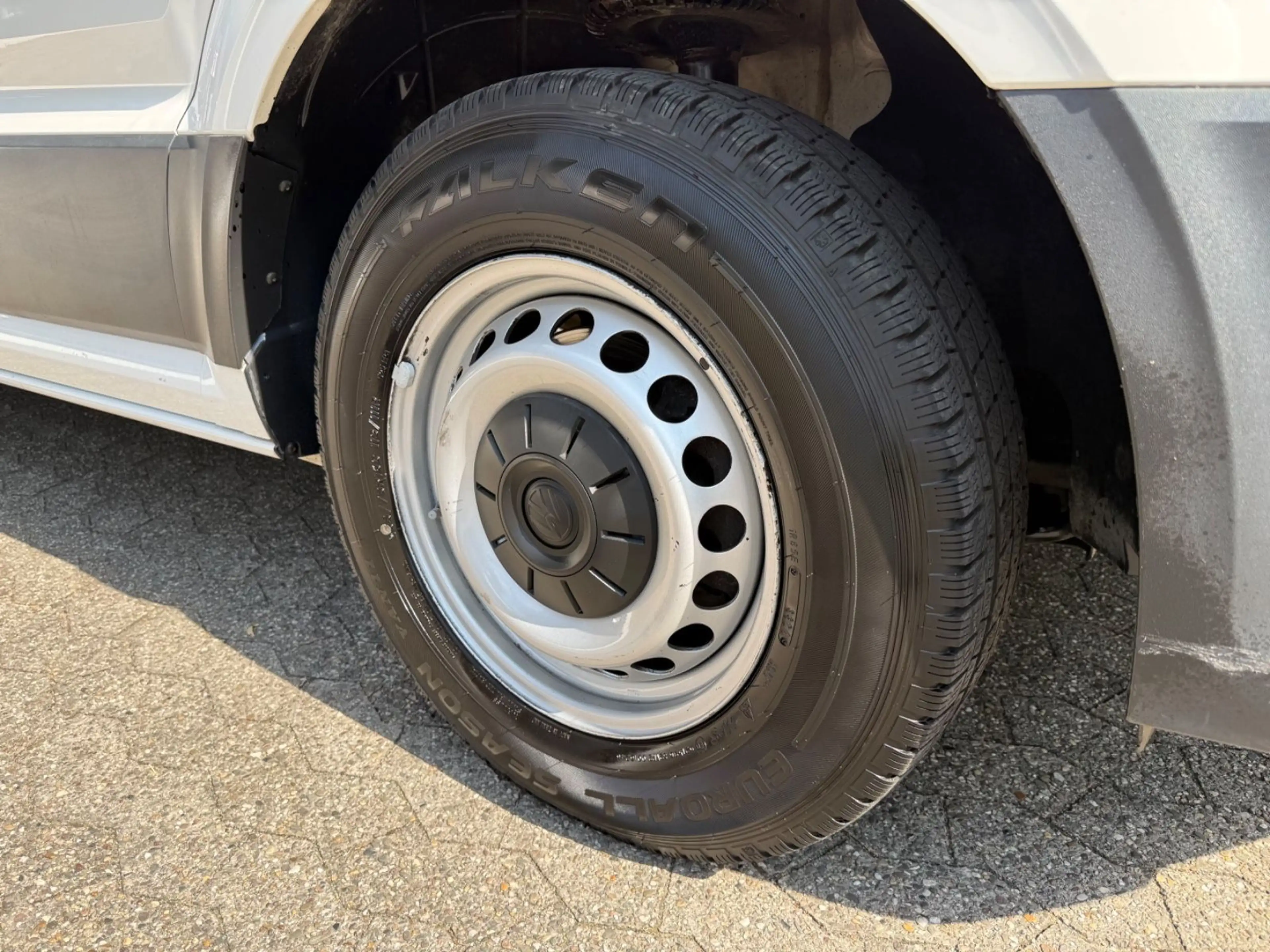 Volkswagen Crafter Kasten 35 L2H2 DSG STANDHZ AHK CAM APPLE — photo 6