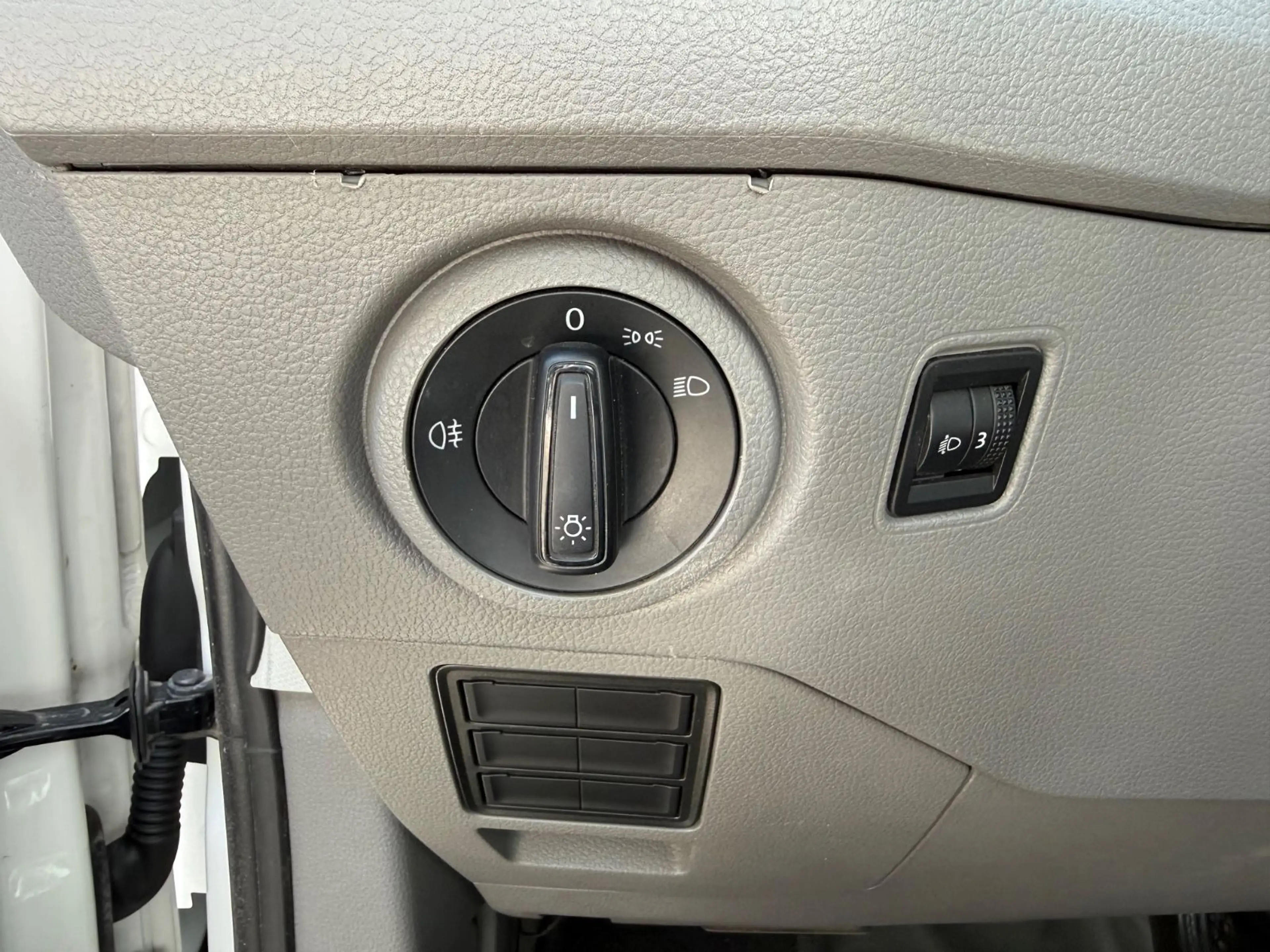 Volkswagen Crafter Kasten 35 L2H2 DSG STANDHZ AHK CAM APPLE — photo 14