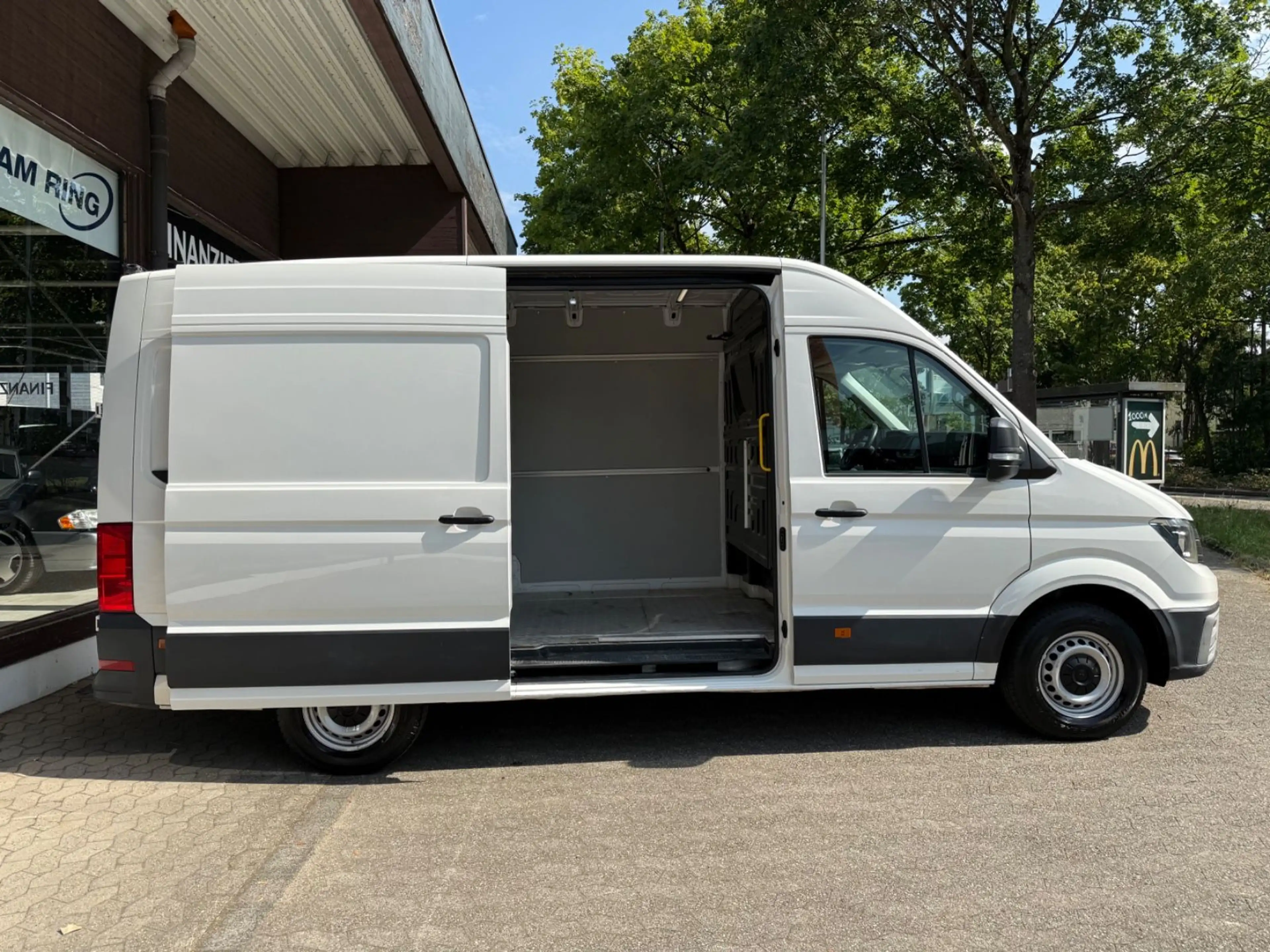 Volkswagen Crafter Kasten 35 L2H2 DSG STANDHZ AHK CAM APPLE — photo 9
