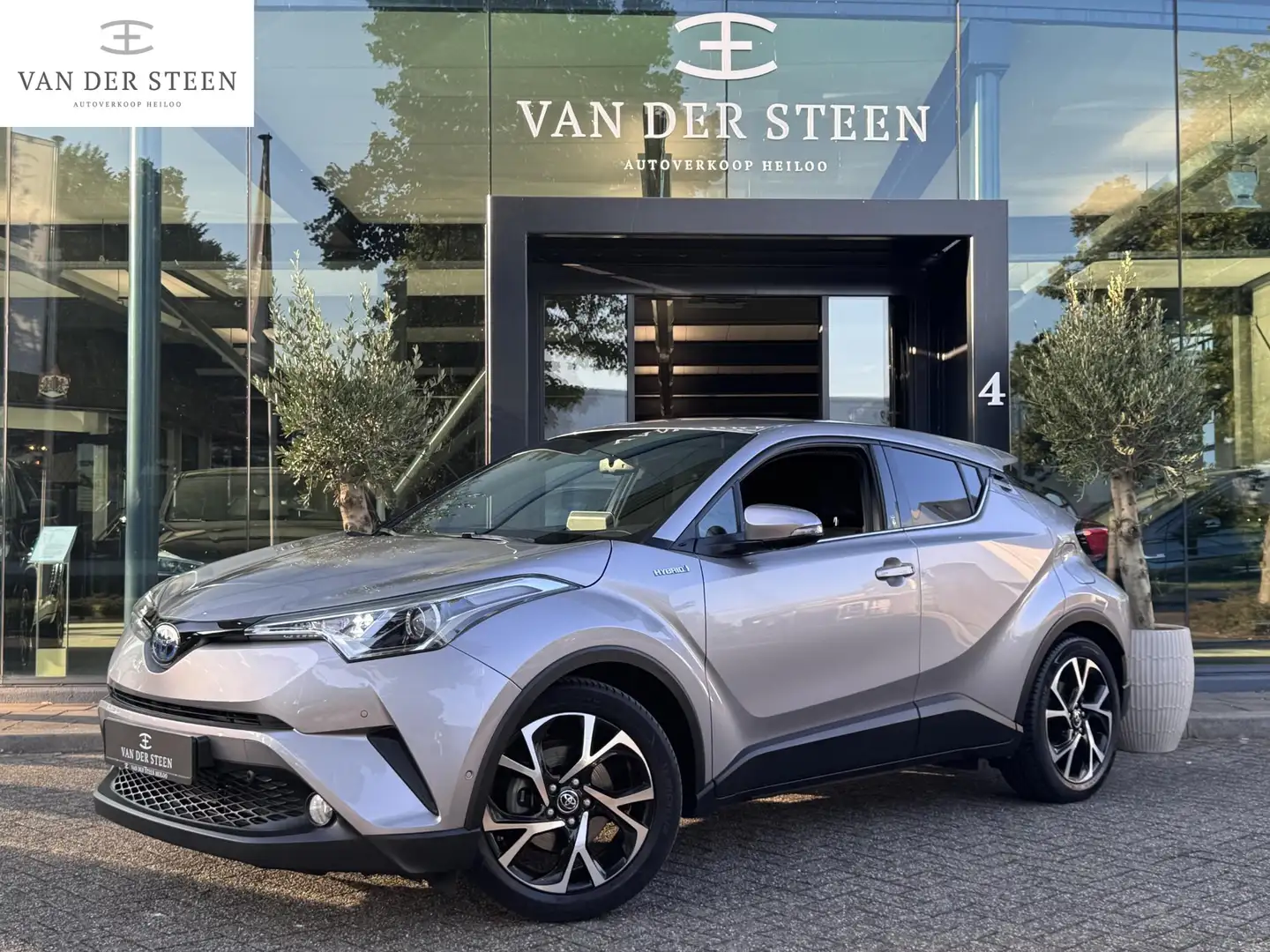 Toyota C-HR 1.8 Hybrid Style Adapt. Cruise | Dodehoek | Stuurv Grijs - 1