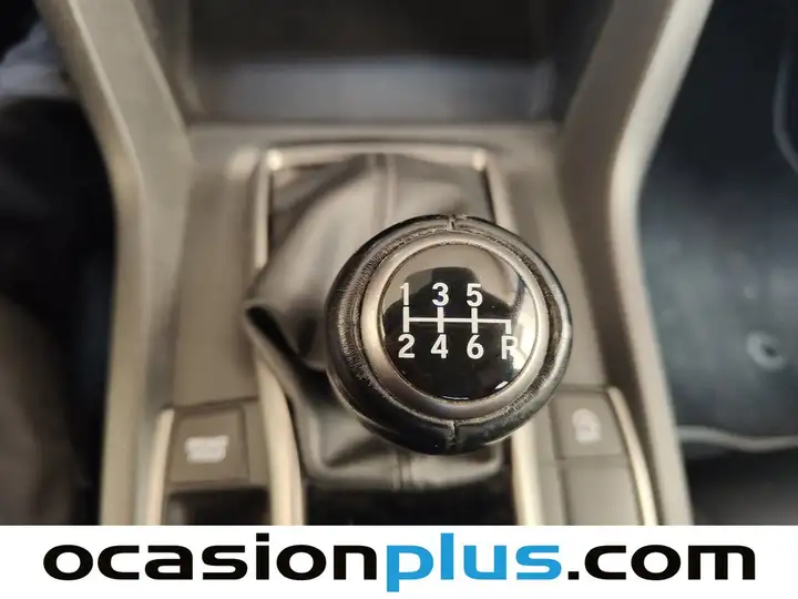 Honda Civic 1.0 VTEC Turbo Elegance 2018, foto 5