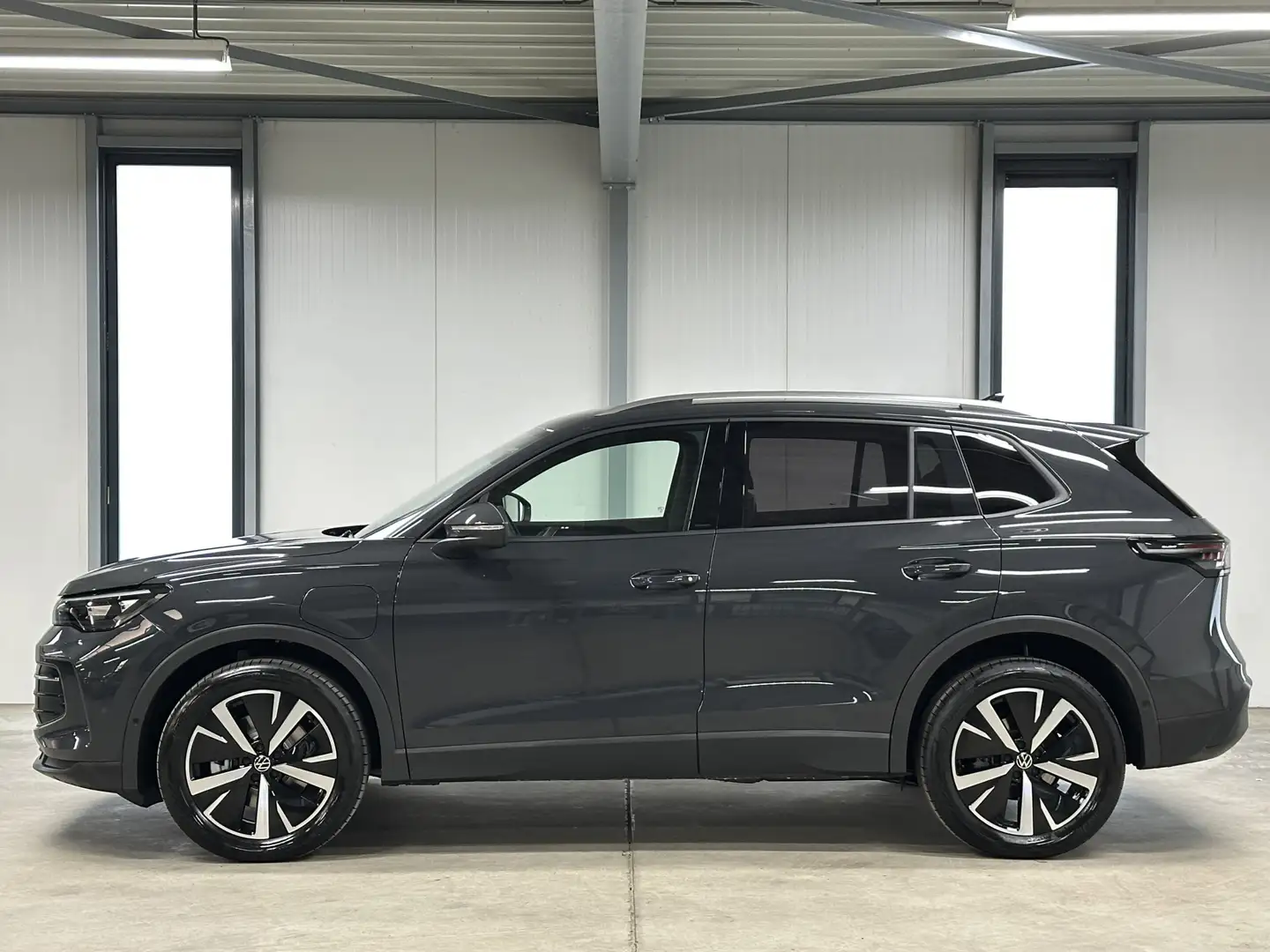 Volkswagen Tiguan 1.5 eHybrid Life Edition PHEV 204pk | Elek. Trekha Gris - 2