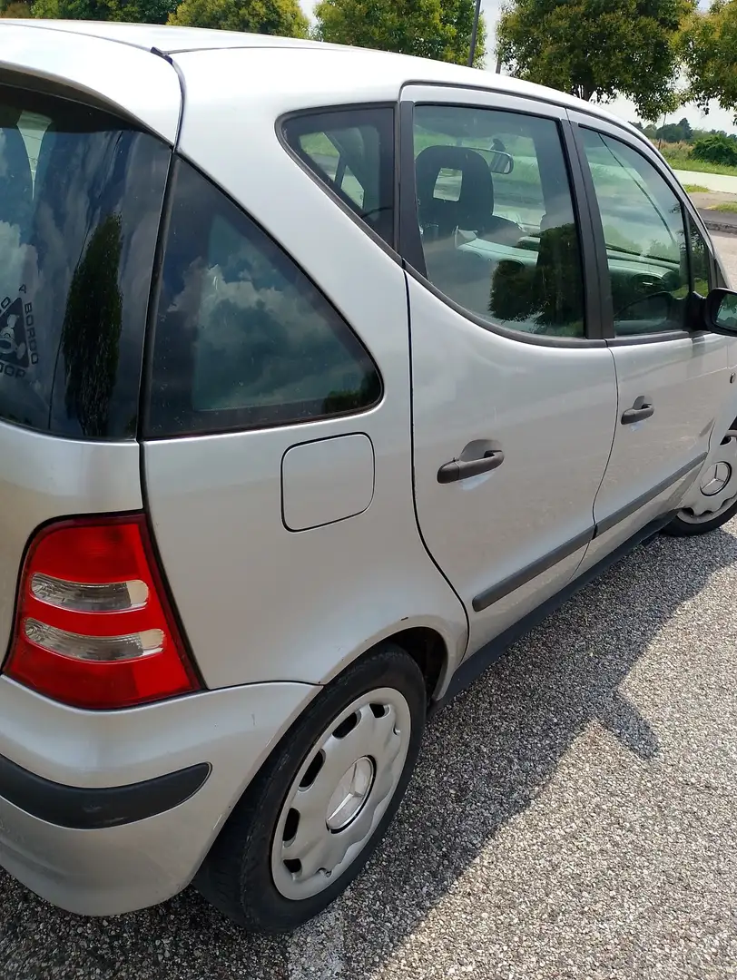 Mercedes-Benz A 140 Classic c/esp - 2