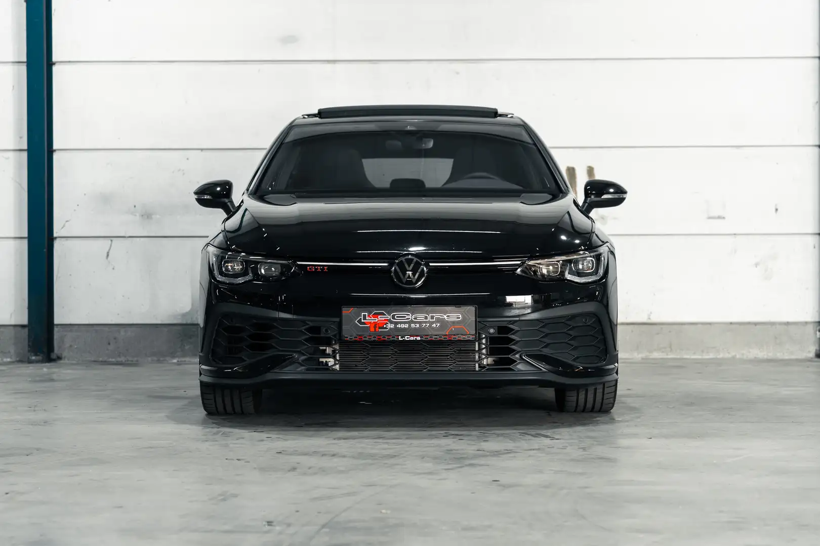 Volkswagen Golf GTI 2.0 TSI Clubsport OPF DSG Zwart - 2