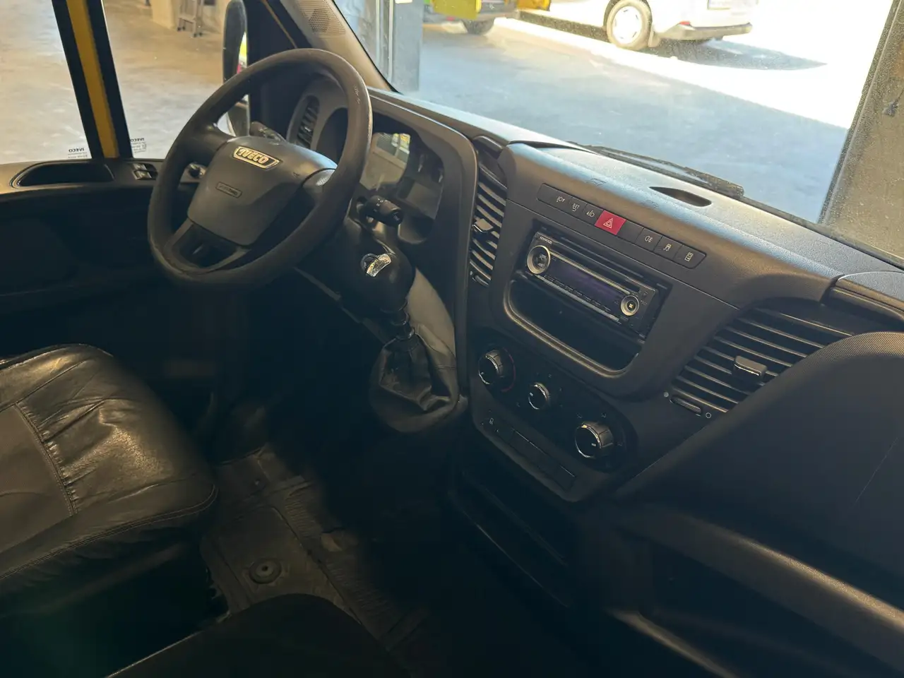Iveco Daily Radstand 4100 Top – Bild 13