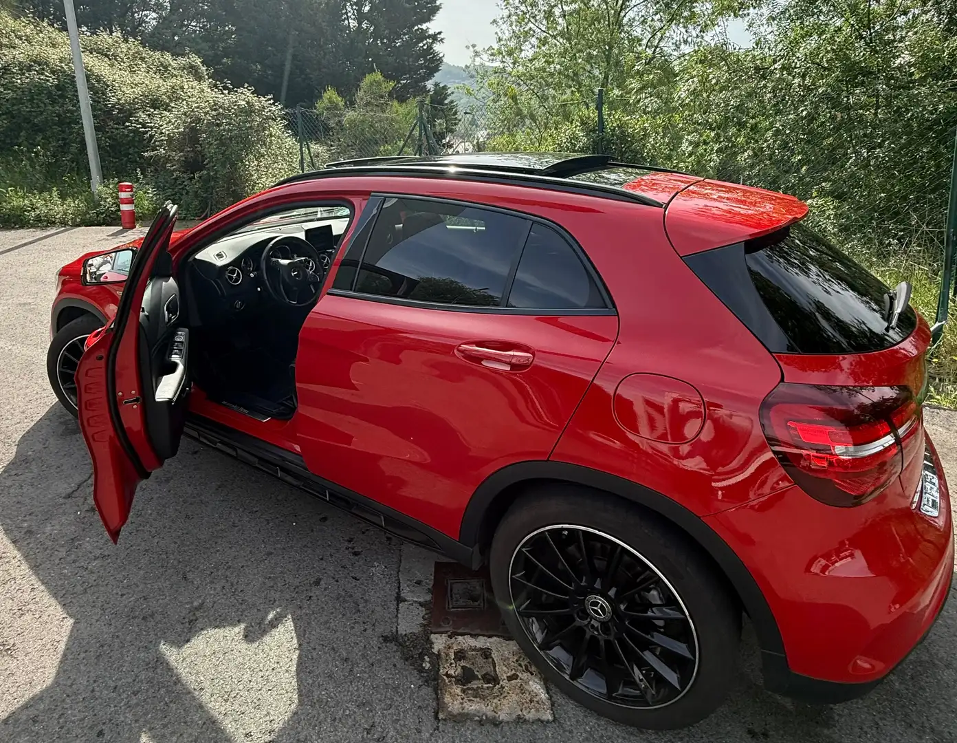 Mercedes-Benz GLA 200 AMG Line 7G-DCT Blac Edition - 2