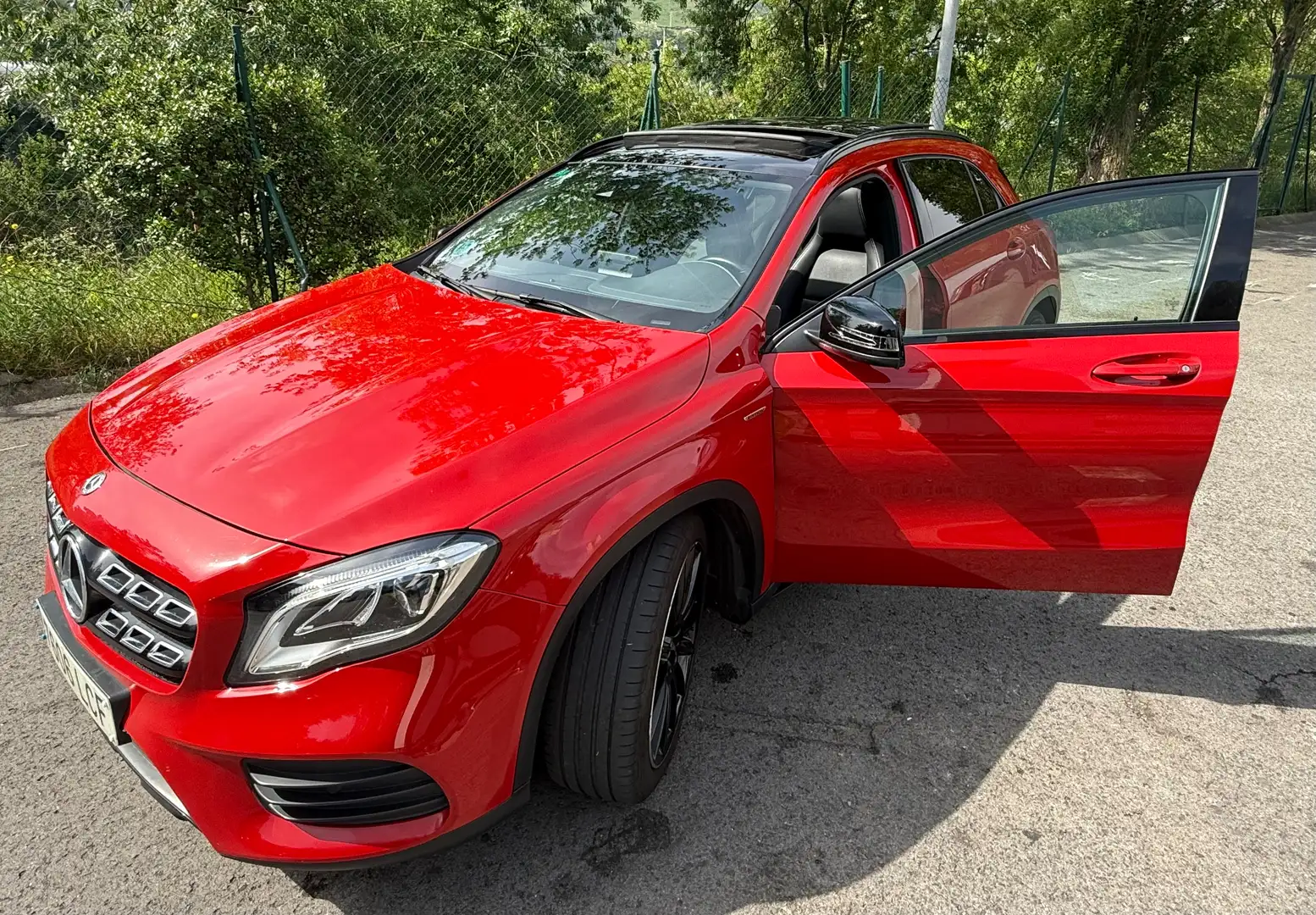 Mercedes-Benz GLA 200 AMG Line 7G-DCT Blac Edition - 1