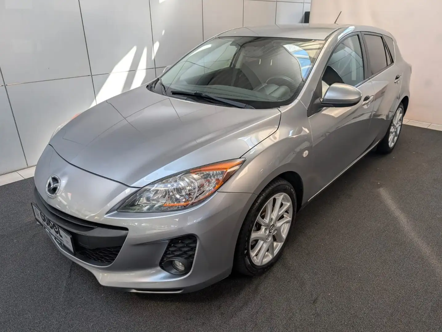 Mazda 3 Lim. Edition 1.6 MZR Verkauf nur an Gewerbe! Zilver - 2