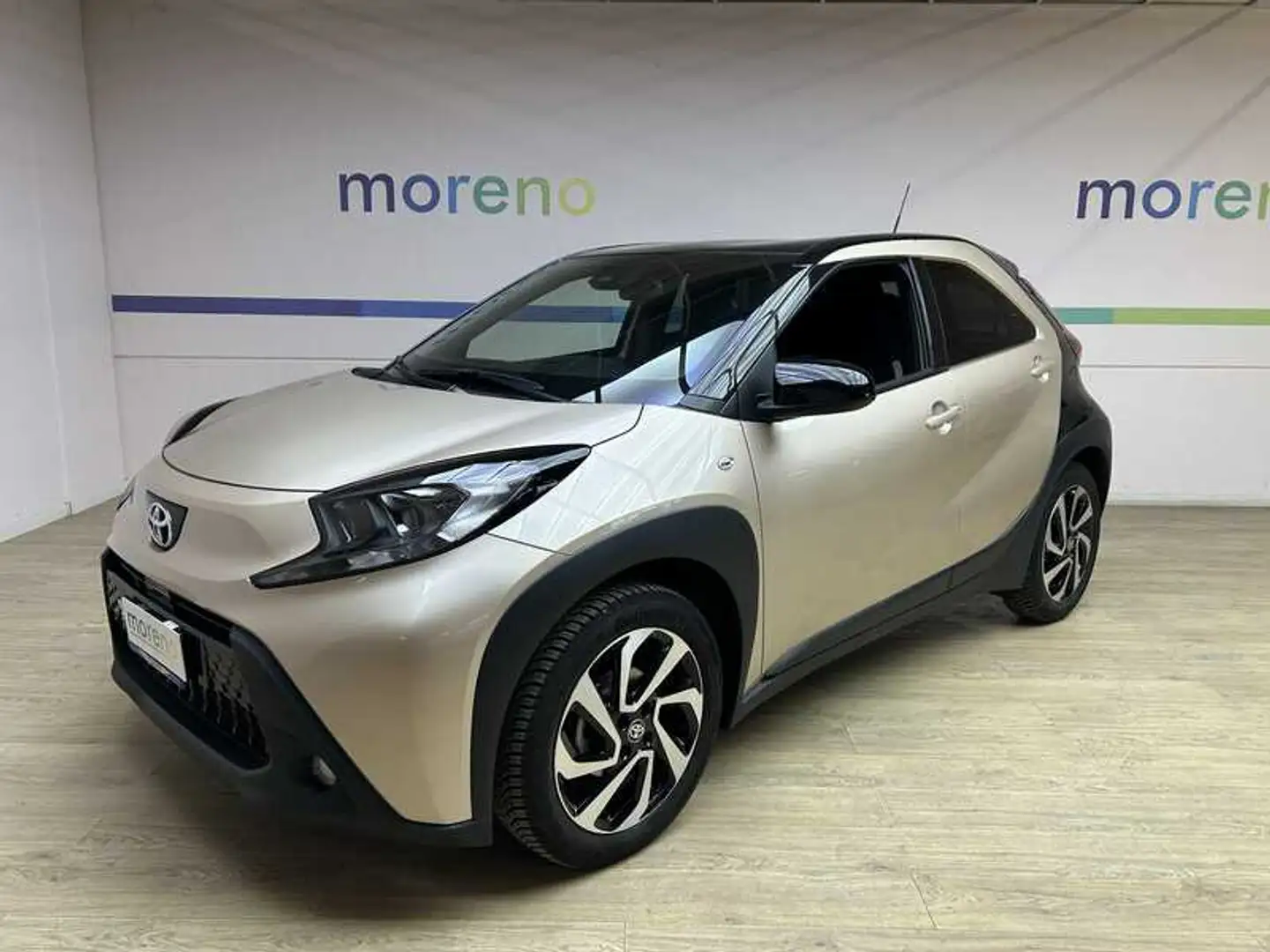 Toyota Aygo X 1.0 Trend 72 CV s-cvt Beige - 1