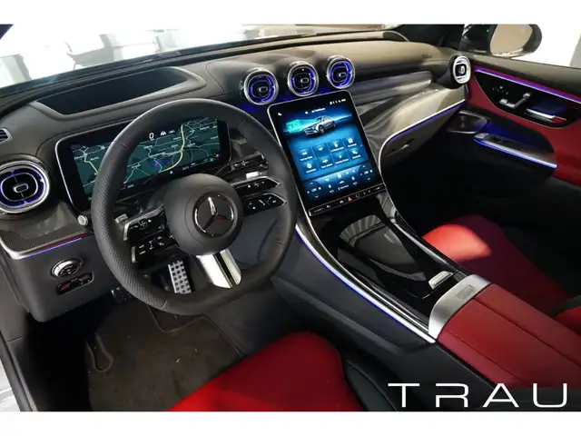 Mercedes-Benz GLC 200 view 9