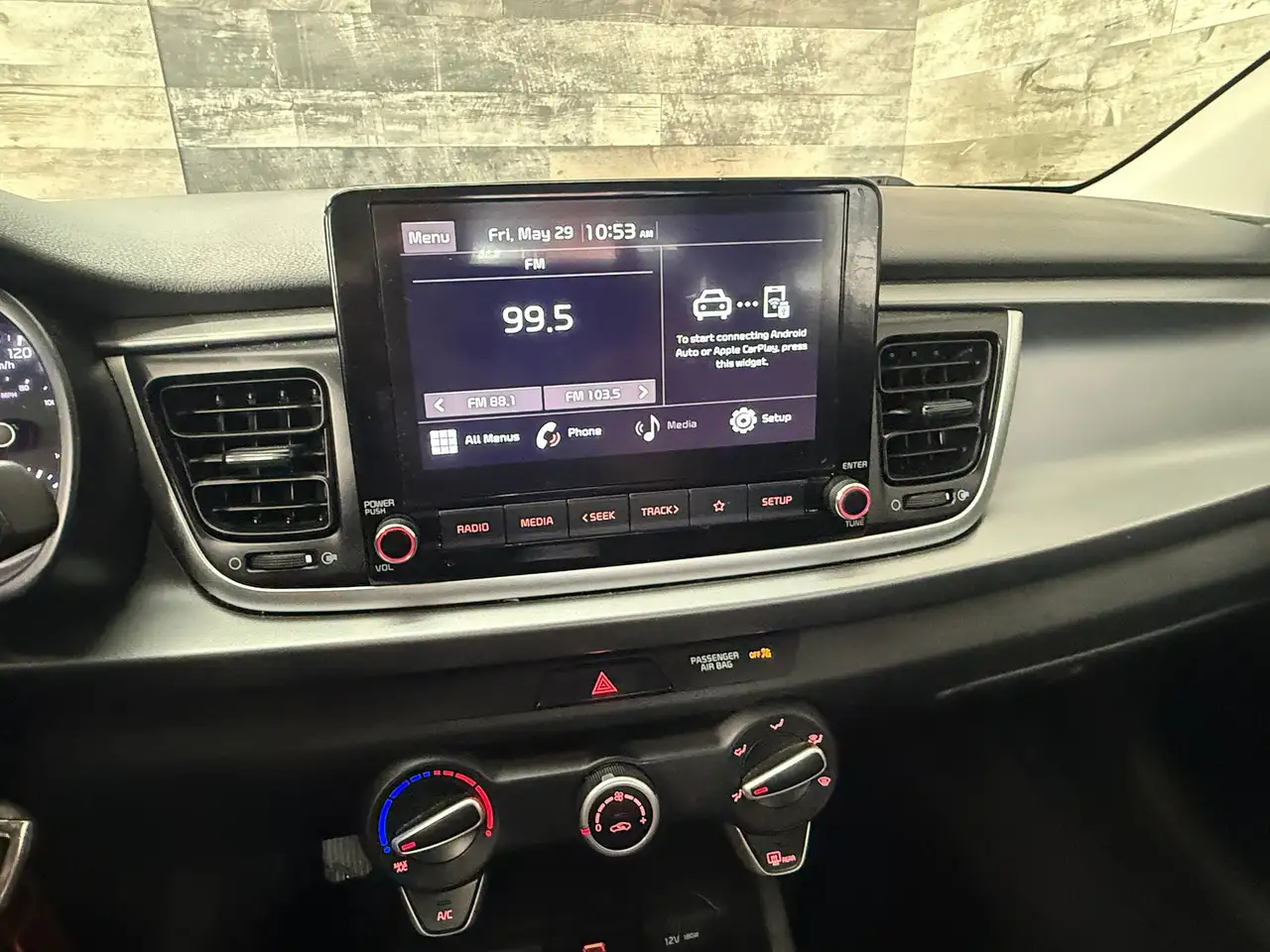 Kia Rio снимка Kia Rio