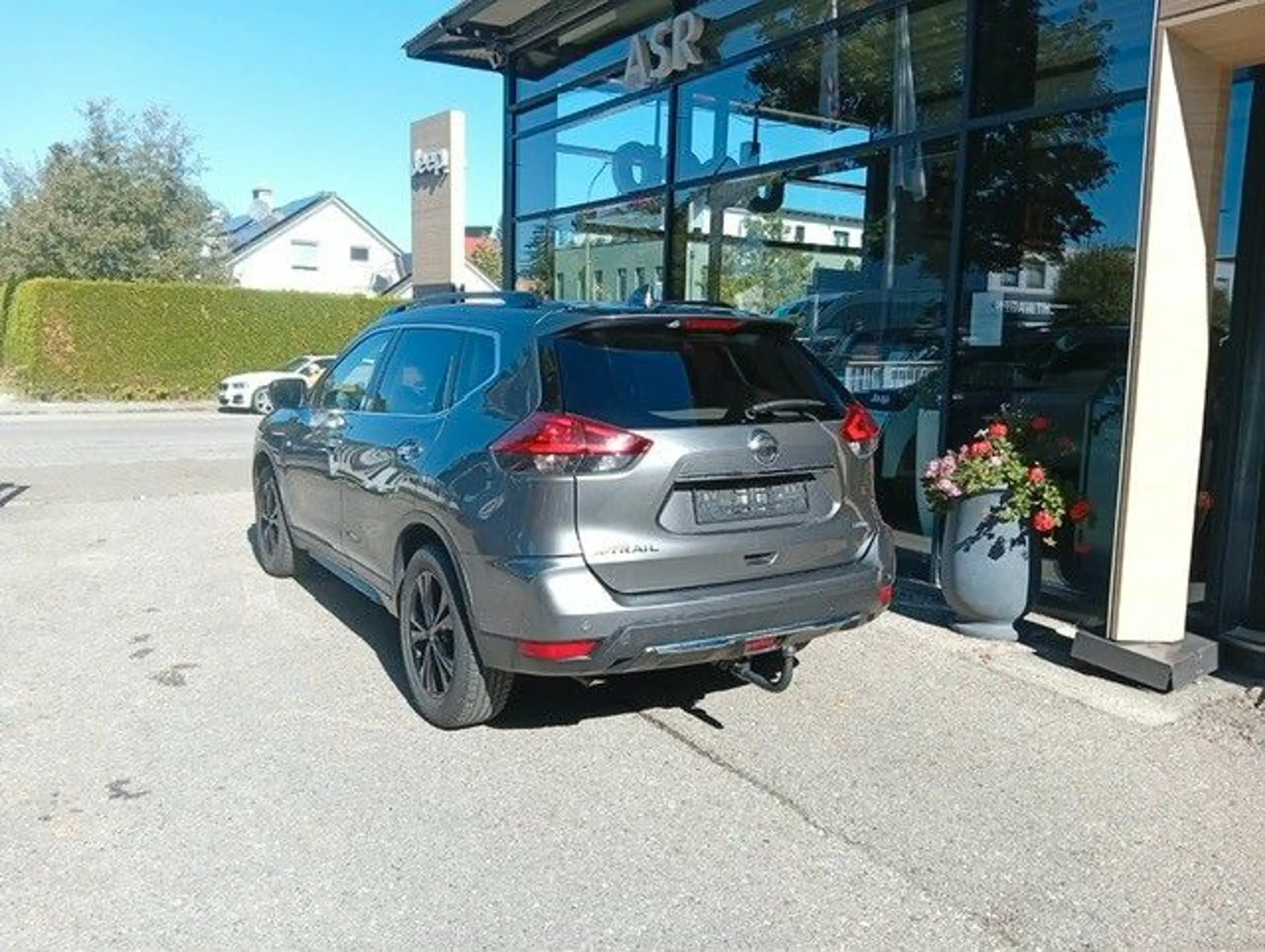 Nissan X-Trail N-Tec 4x4 N-Way Top Zustand — photo 4