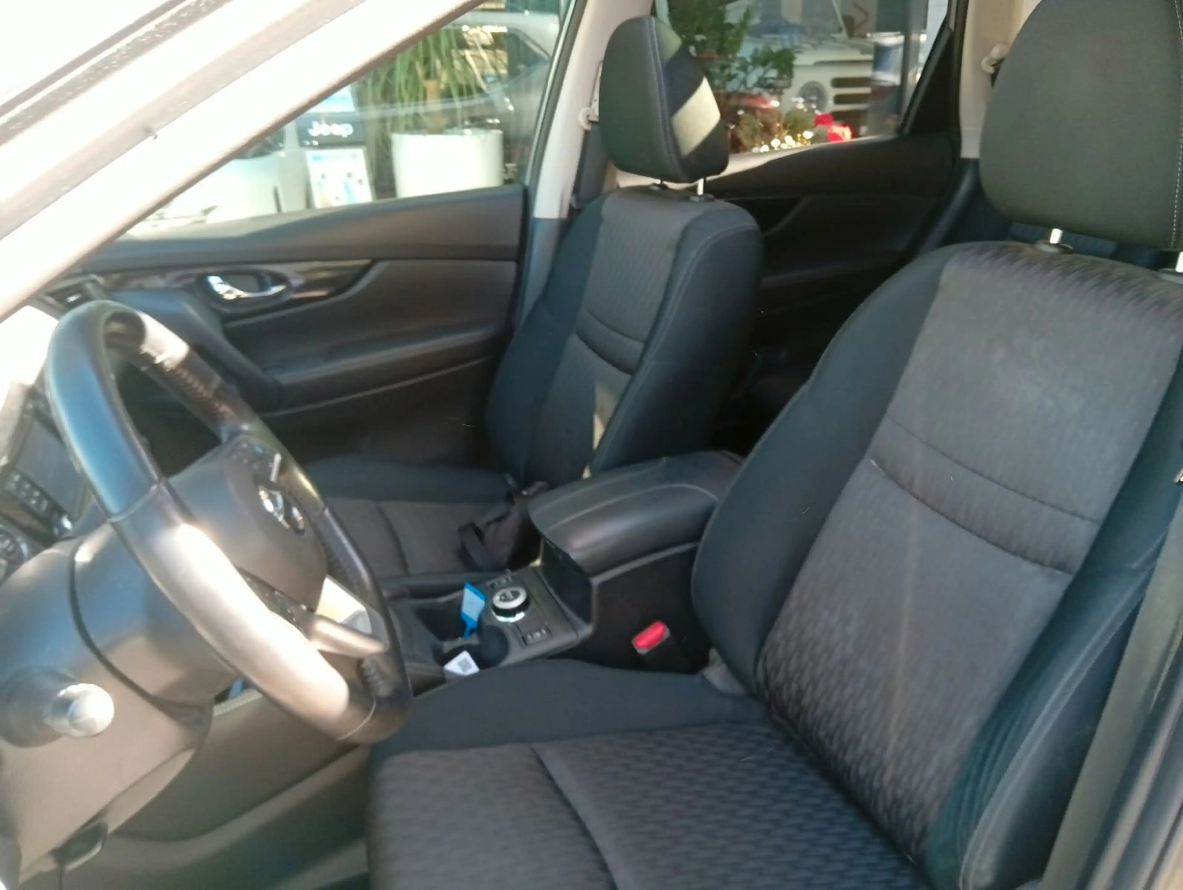 Nissan X-Trail N-Tec 4x4 N-Way Top Zustand — photo 14