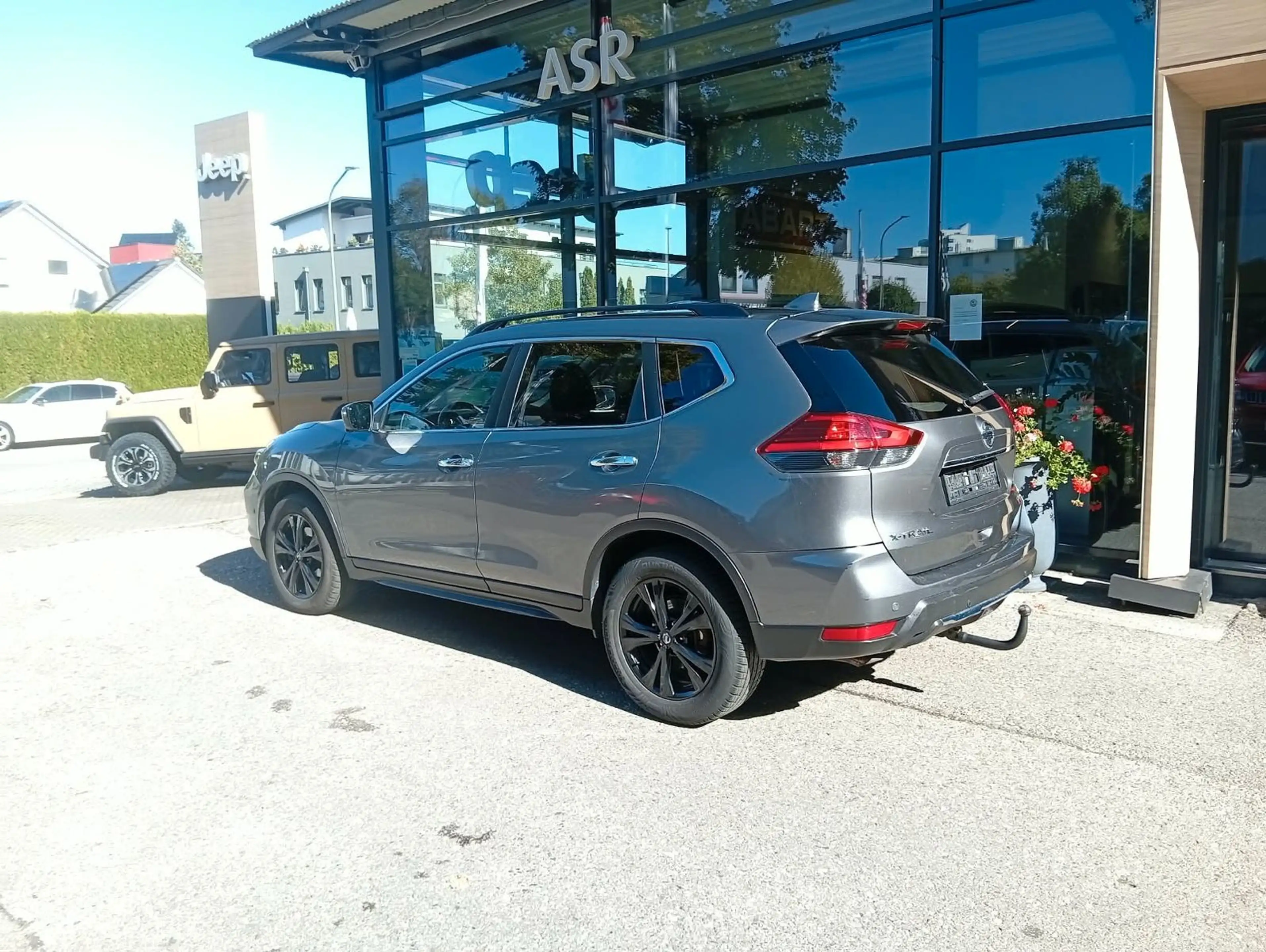 Nissan X-Trail N-Tec 4x4 N-Way Top Zustand — photo 2