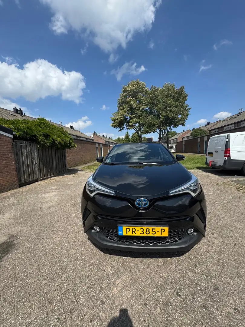 Toyota C-HR Hybrid Style Selection - 1