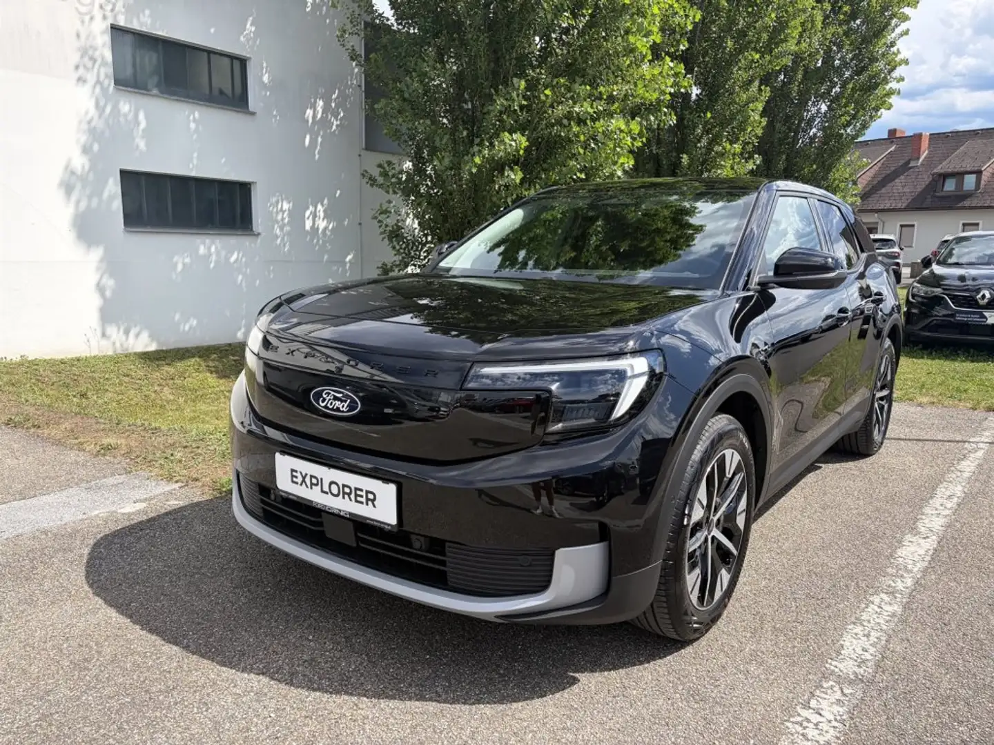 Ford Explorer Select Extended Range RWD Schwarz - 1