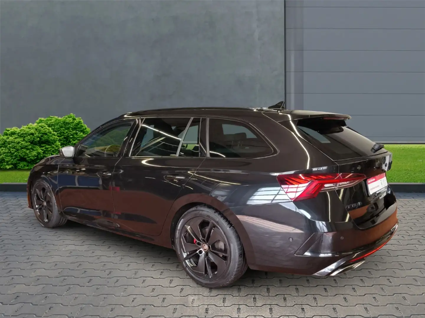 Skoda Octavia Combi RS 4x4 2.0 TDI+Alufelgen+Navi+Klimaautomatik Schwarz - 2