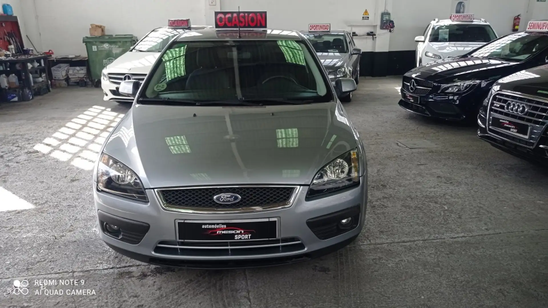Ford Focus 1.8TDCI Trend Gris - 1