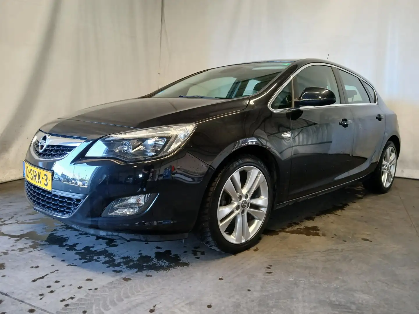 Opel Astra 1.4 Turbo Sport - Airco - Cruise - Schade Negro - 2