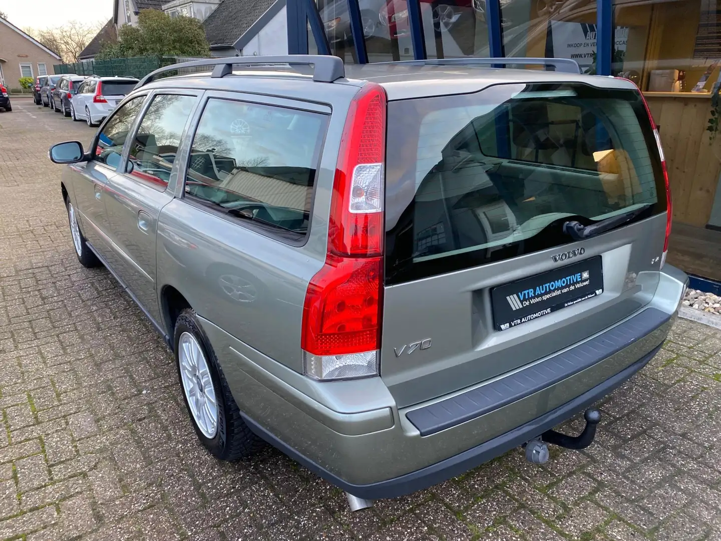 Volvo V70 2.4 Edition 170PK Automaat 96.000KM Vert - 2