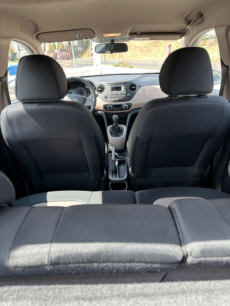 Hyundai i10 Classic Klimaautomatik Euro 6 Tüv 03.28 — photo 15