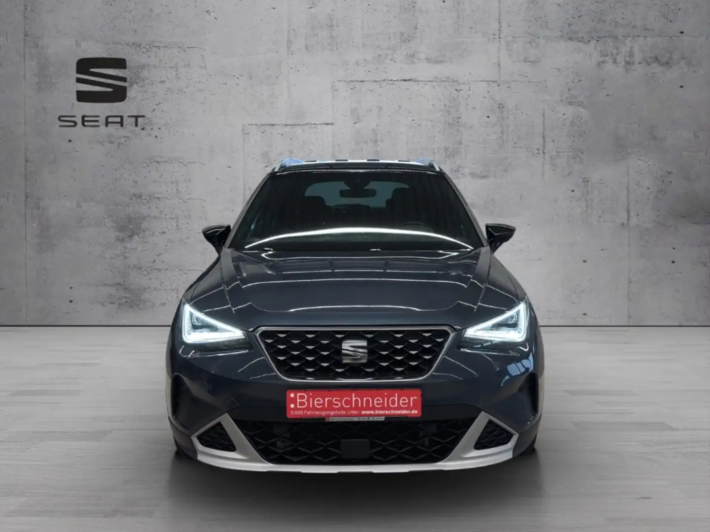 SEAT Arona 1.0 TSI DSG Xperience ab 189,-990,-Anz. KAMERA ACC Grau - 2