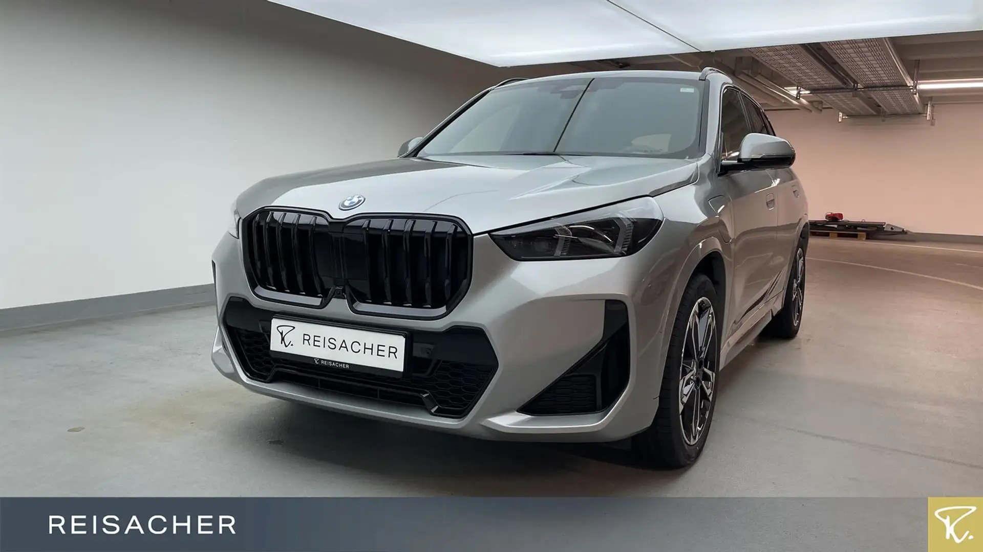 BMW X1 xDrive25e A Silber - 1
