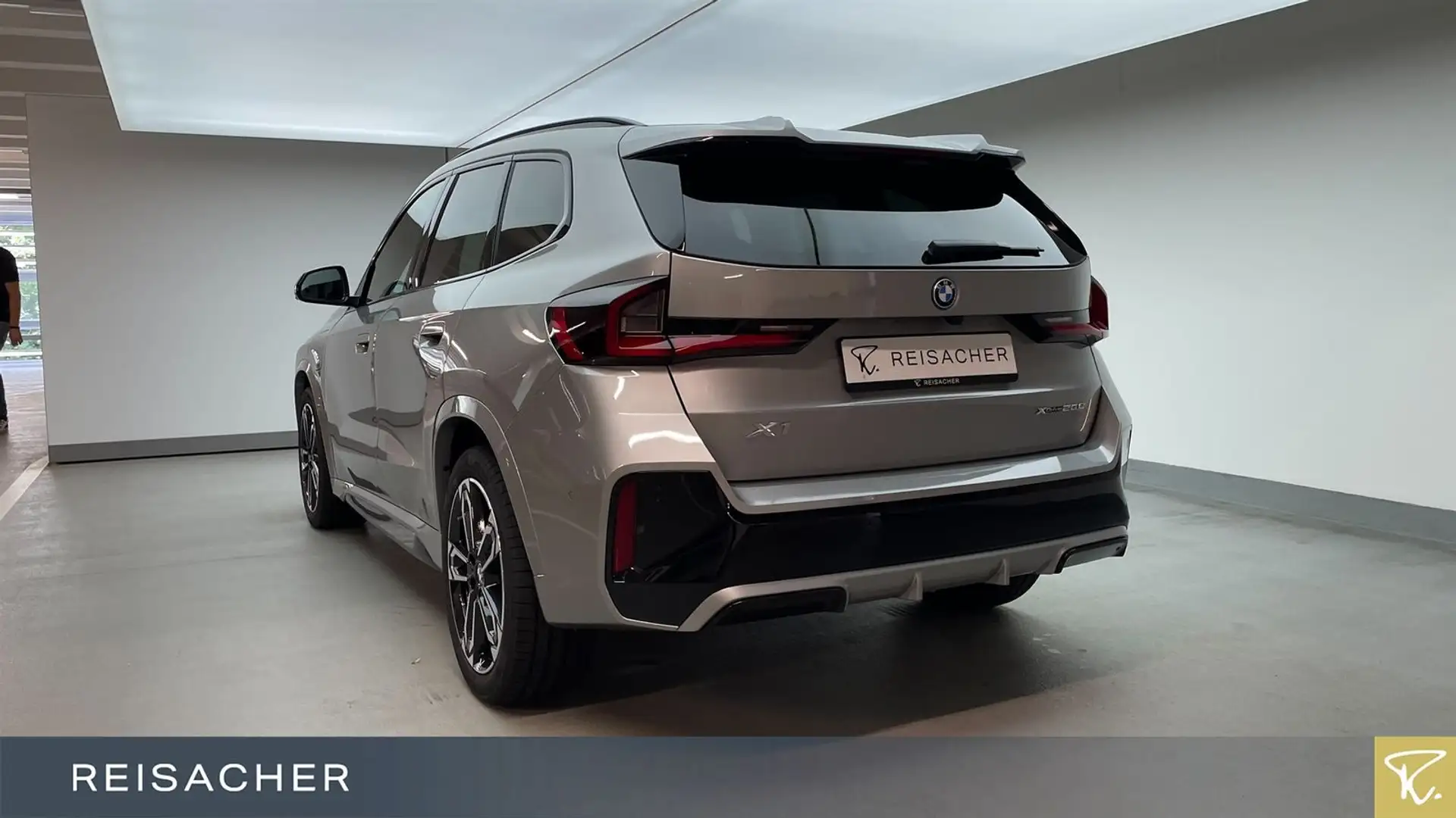 BMW X1 xDrive25e A Silber - 2
