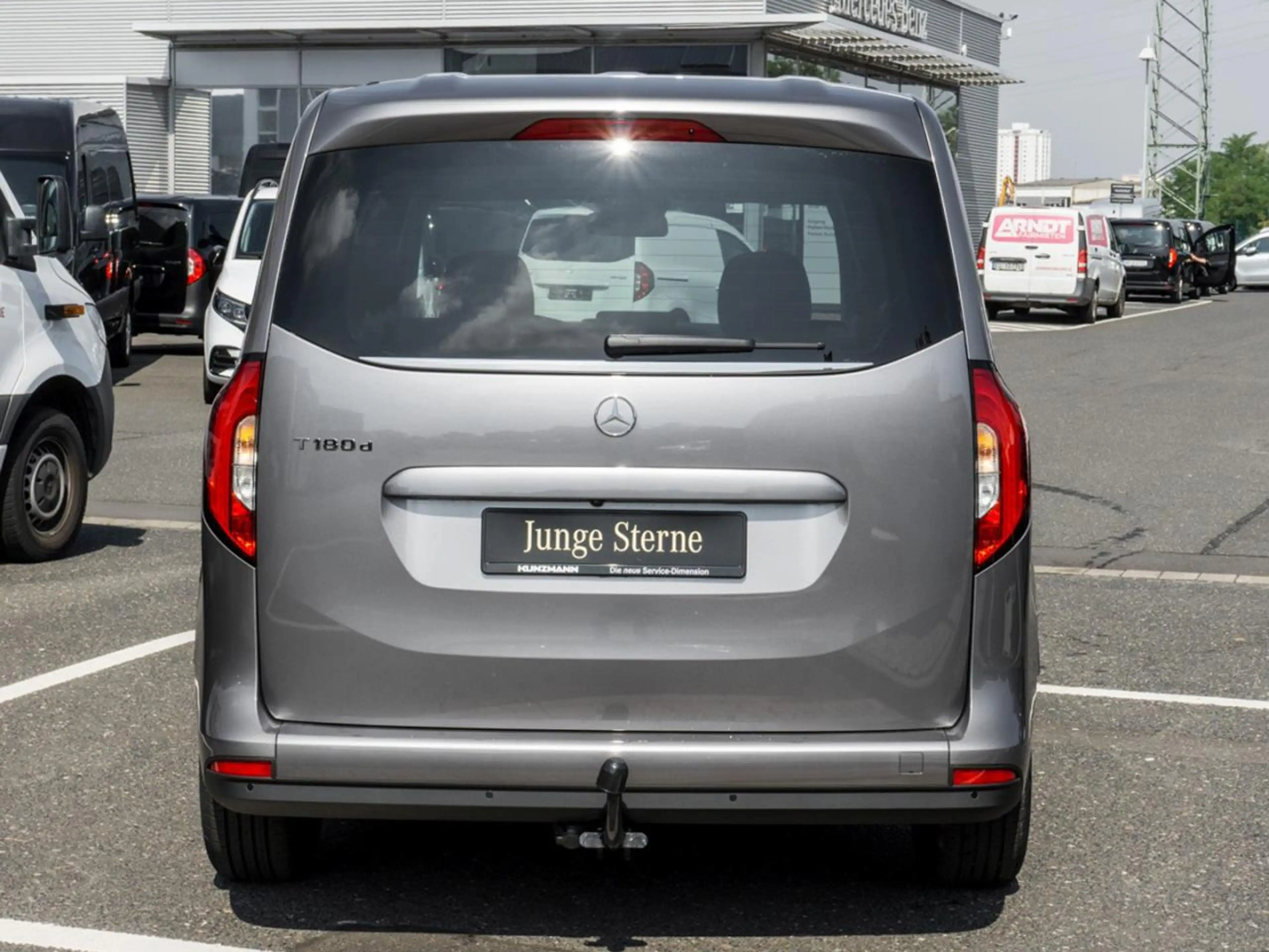 Mercedes-Benz T-Class T 180 d Standard Progressive MBUXNavi+ AHK Kamera — photo 4
