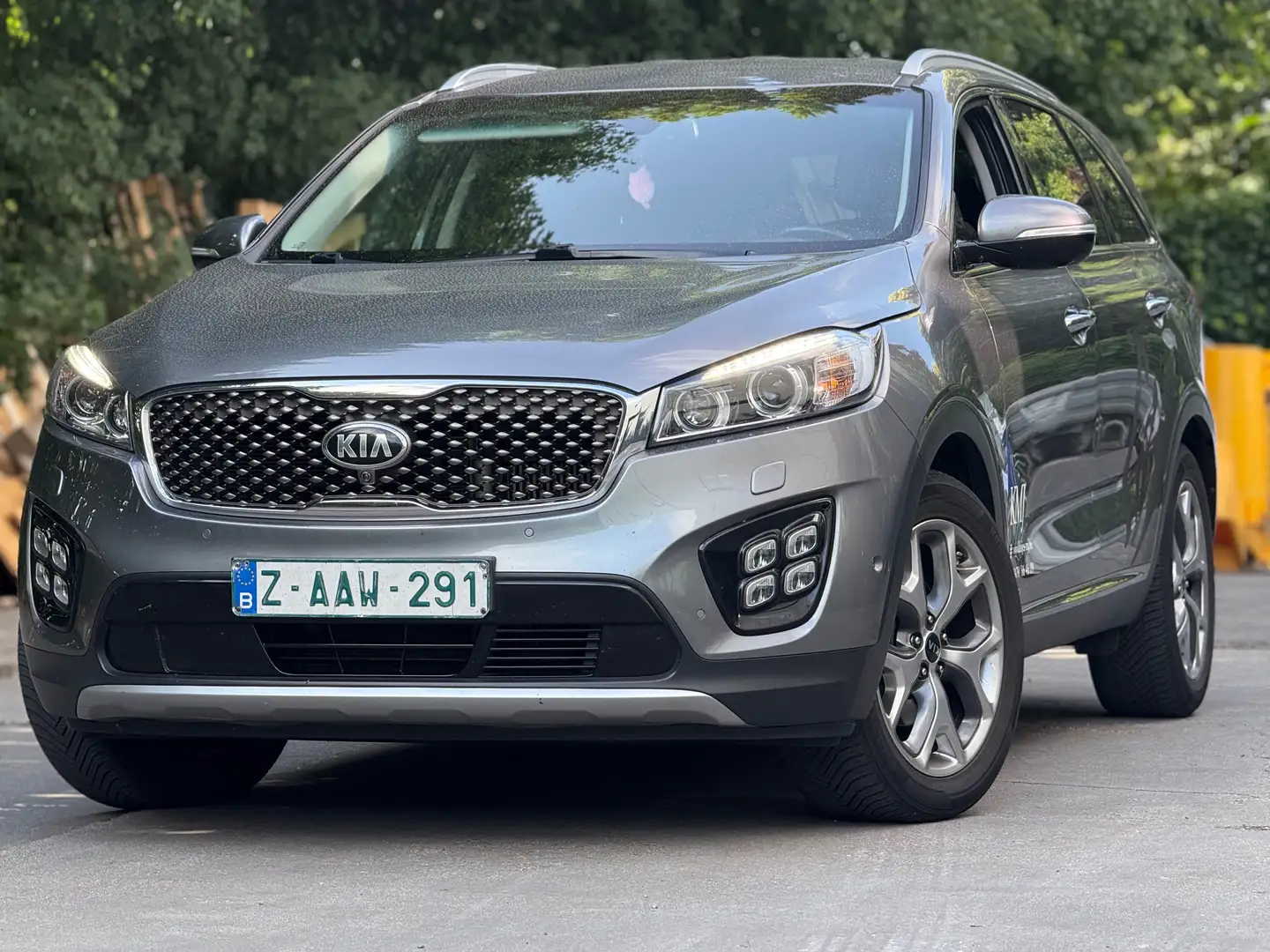 Kia Sorento AWD Sense 7pl-Leder-Gps-Xenon-Elek Zetels-Sound Grijs - 1