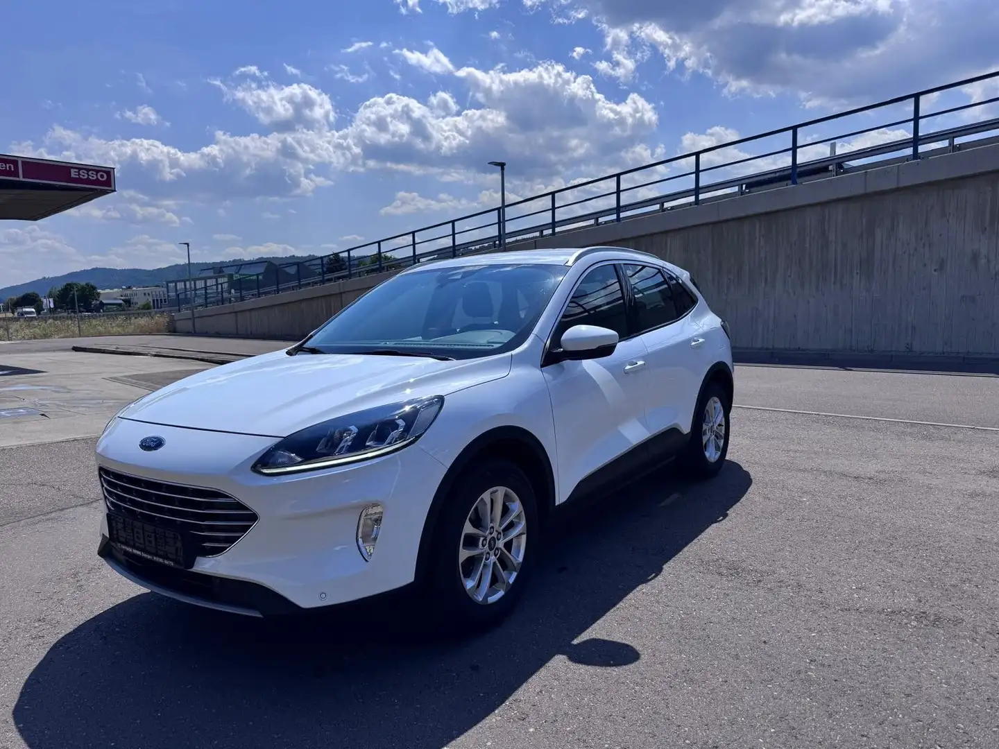Ford Kuga 2.0 TDCi,M-HybridTitanium LED Nav Cam Virt Weiß - 1