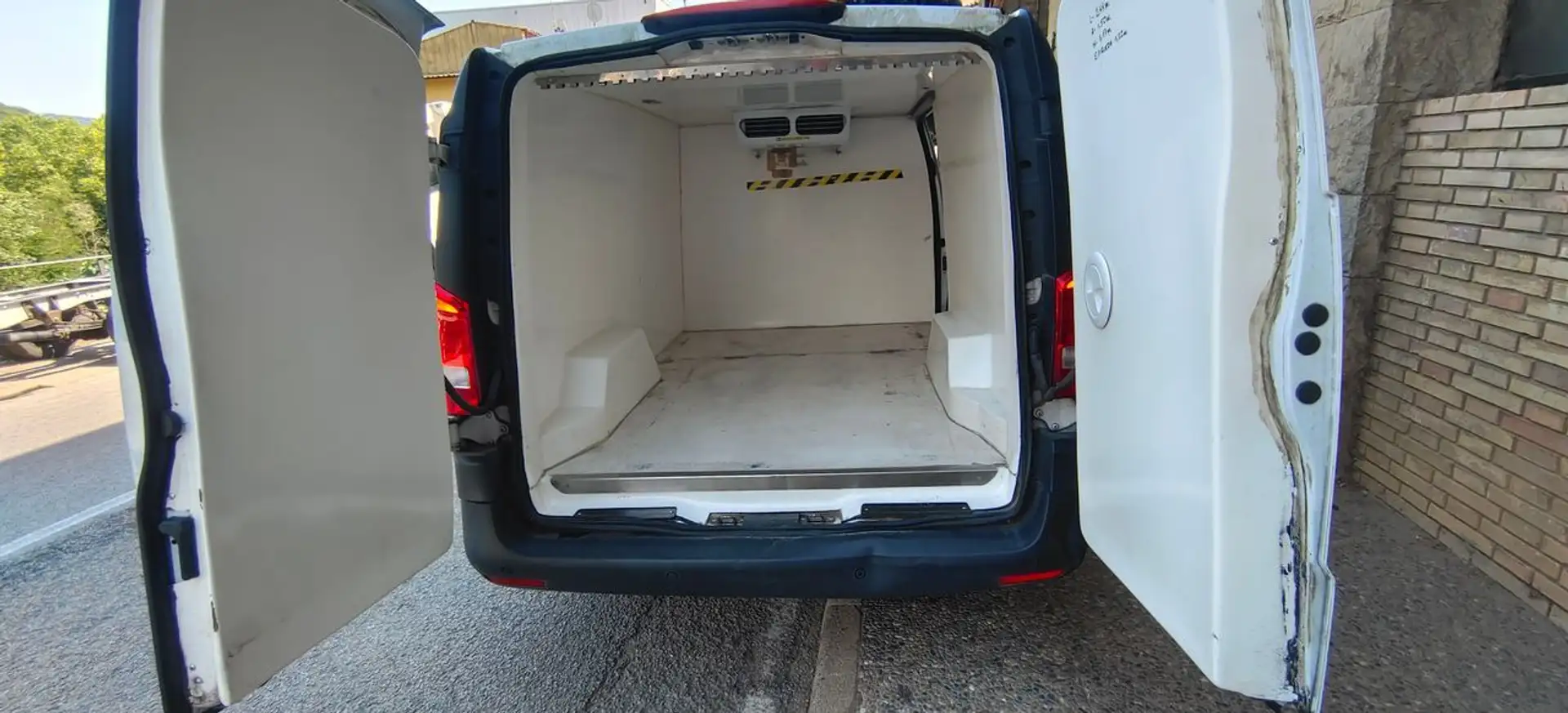 Mercedes-Benz Vito 109CDI L Larga 95 Blanc - 2