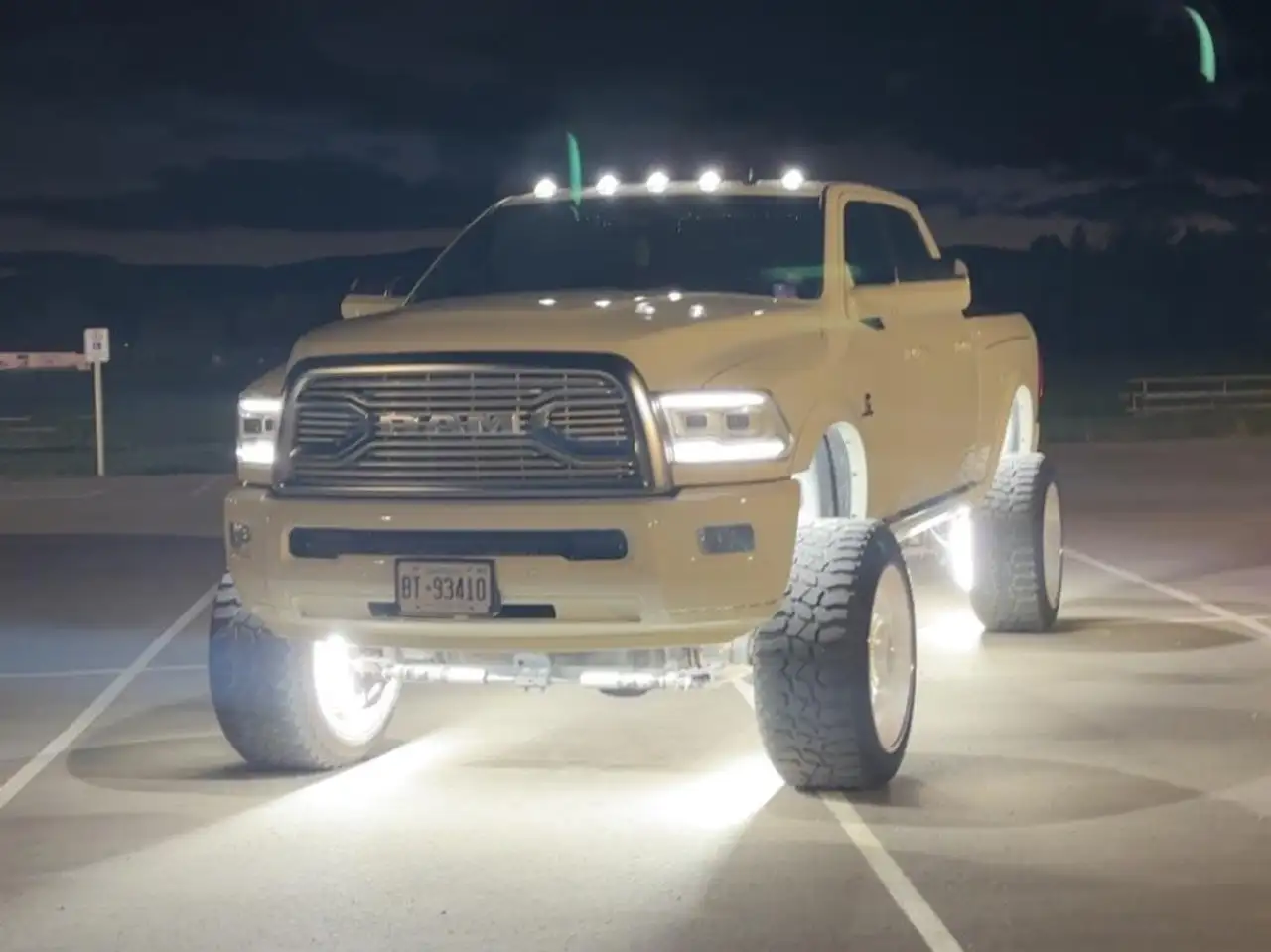 RAM 2500 снимка RAM 2500