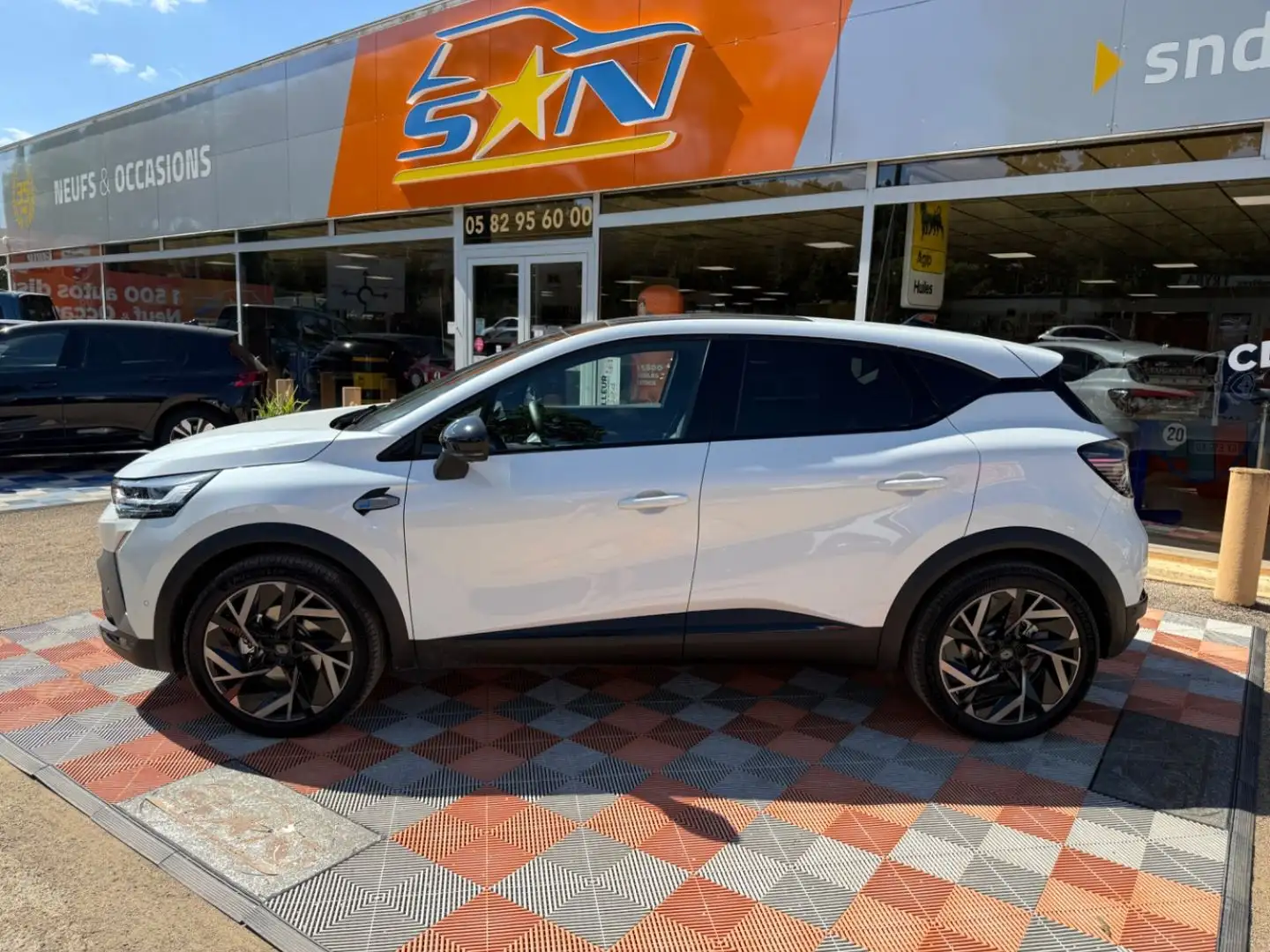 Renault Captur NEW 1.6 e-Tech 145 FULL HYBRID ESPRIT ALPINE Blanc - 2