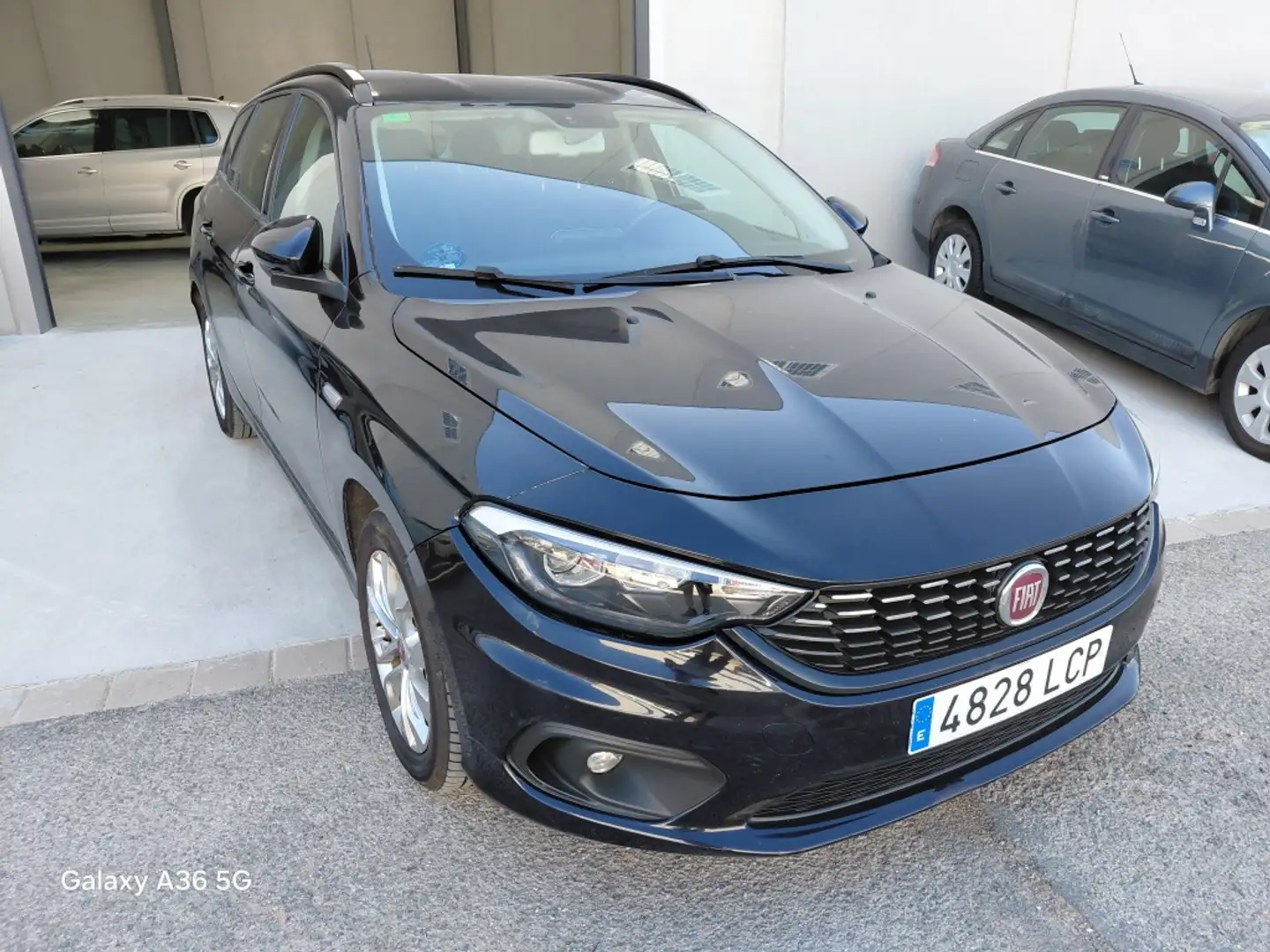 Fiat Tipo 1.4 T-Jet Lounge Plus Negro - 1