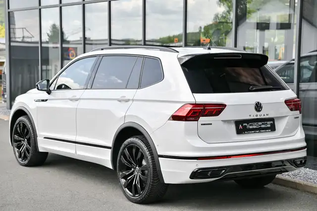 Volkswagen Tiguan Allspace view 5