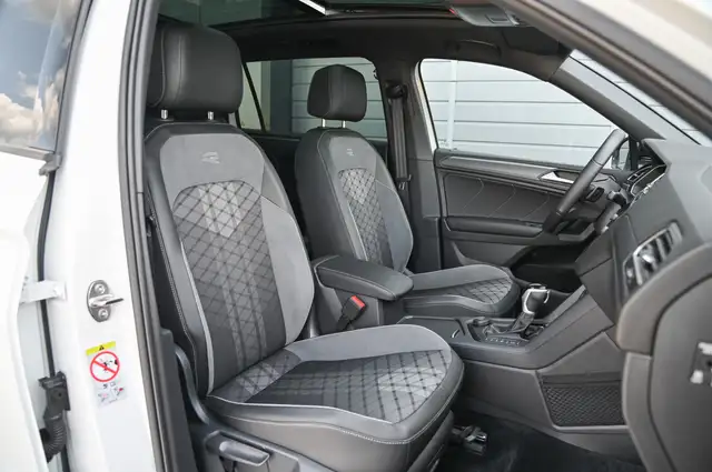 Volkswagen Tiguan Allspace view 15