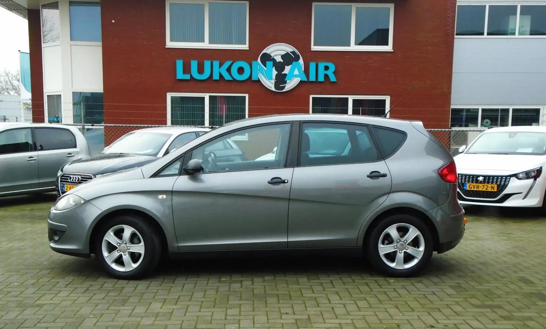 SEAT Altea 1.6 Comfortstyle,Airco,Trekhaak,LM-V Grijs - 2
