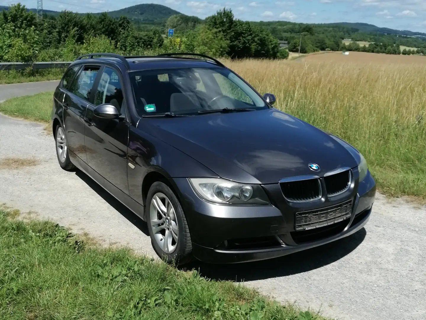 BMW 318 318i Touring Grau - 1