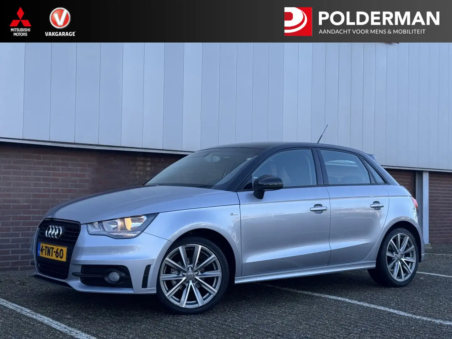 Audi A1 Sportback 1.2 TFSI Admired Grijs - 1