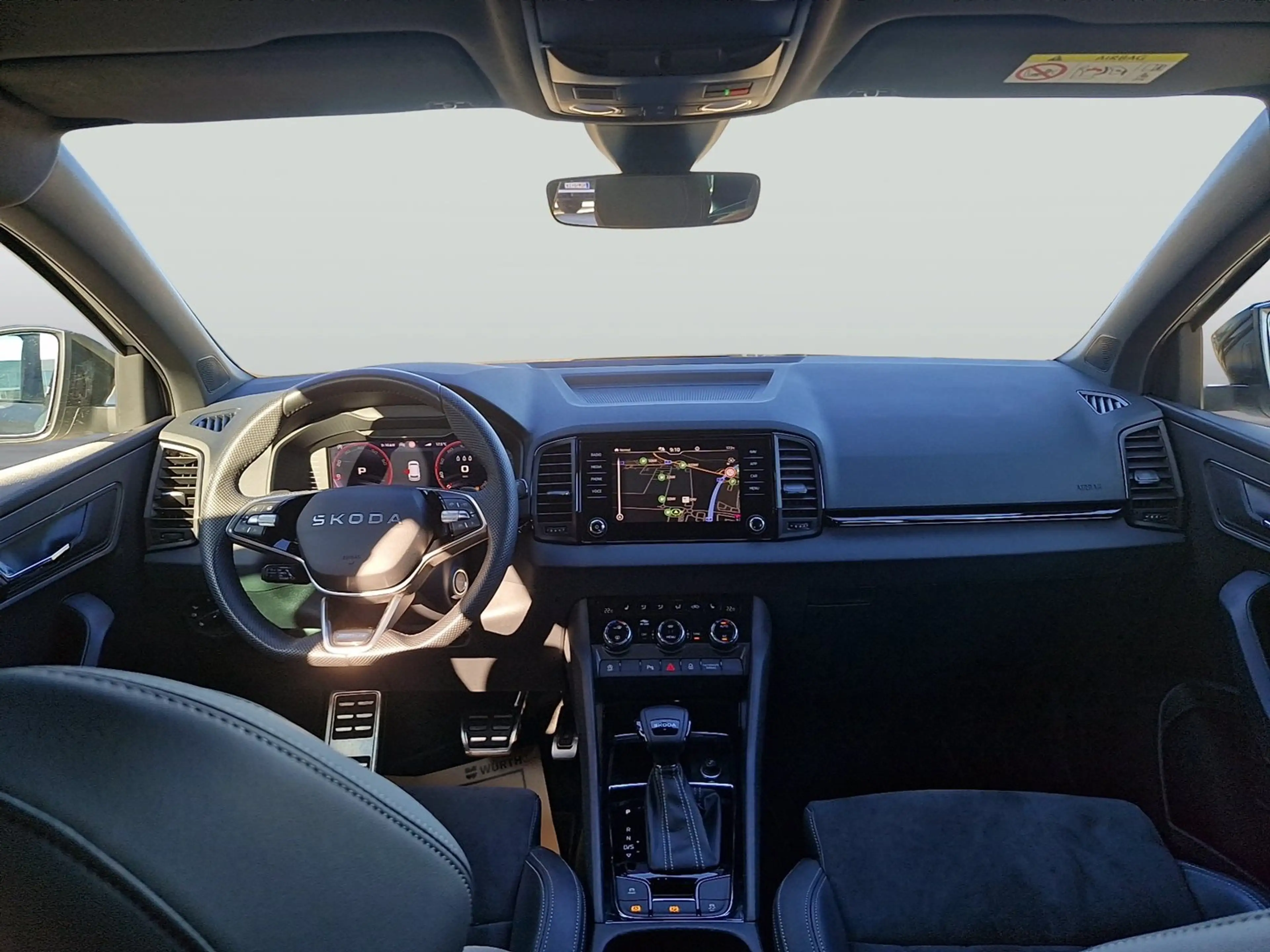 Skoda Karoq Sportline TSI DSG ACT — photo 11