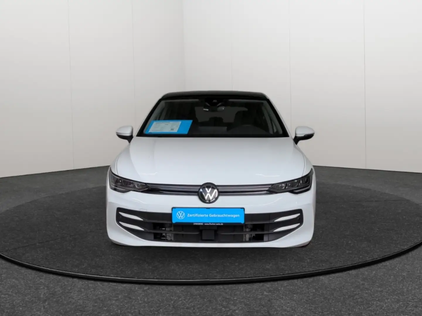 Volkswagen Golf VIII 1.5TSI Life LED AHK SHZ Panoramad. Vorber. Na Weiß - 2