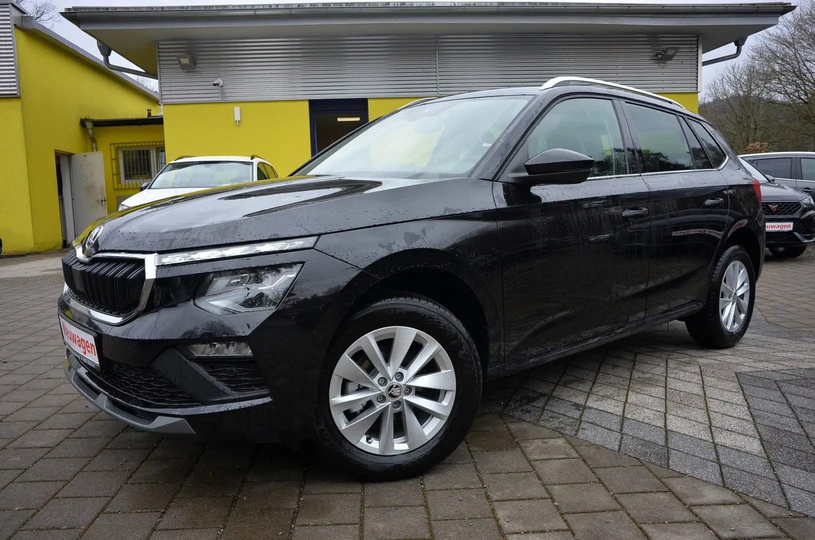 Skoda Kamiq 1.0 TSI DSG 5JGAR+ACC+CAM+el.Heckklappe Negro - 1