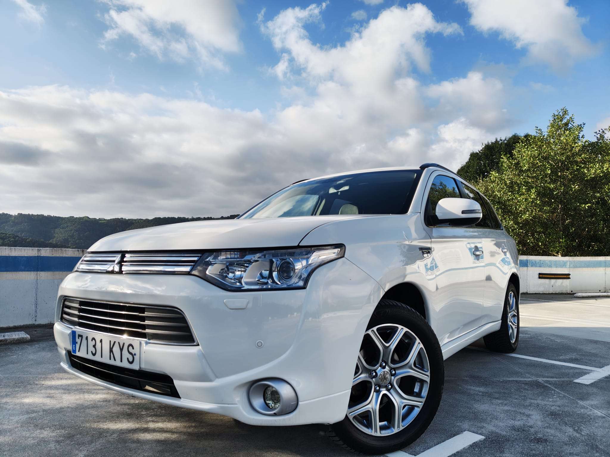Mitsubishi Outlander Outlander 2.0 Kaiteki Plus Aut. Kaiteki Plus - foto 1