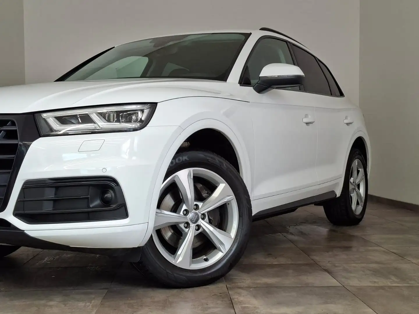 Audi Q5 40 TDI ultra quattro Sport Weiß - 2