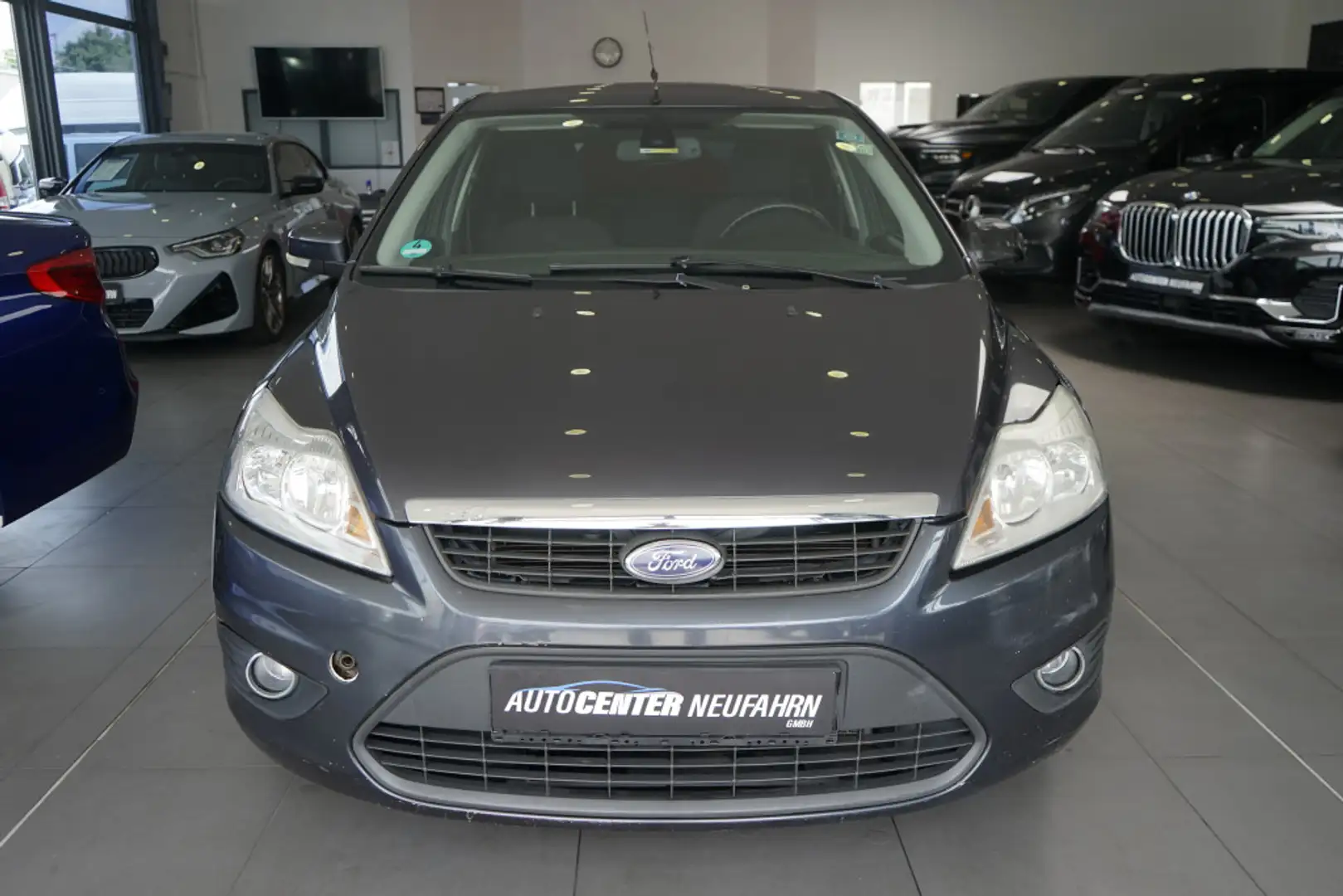 Ford Focus Style+KLIMA+TEMPOMAT+TÜV 12.2026 Schwarz - 2