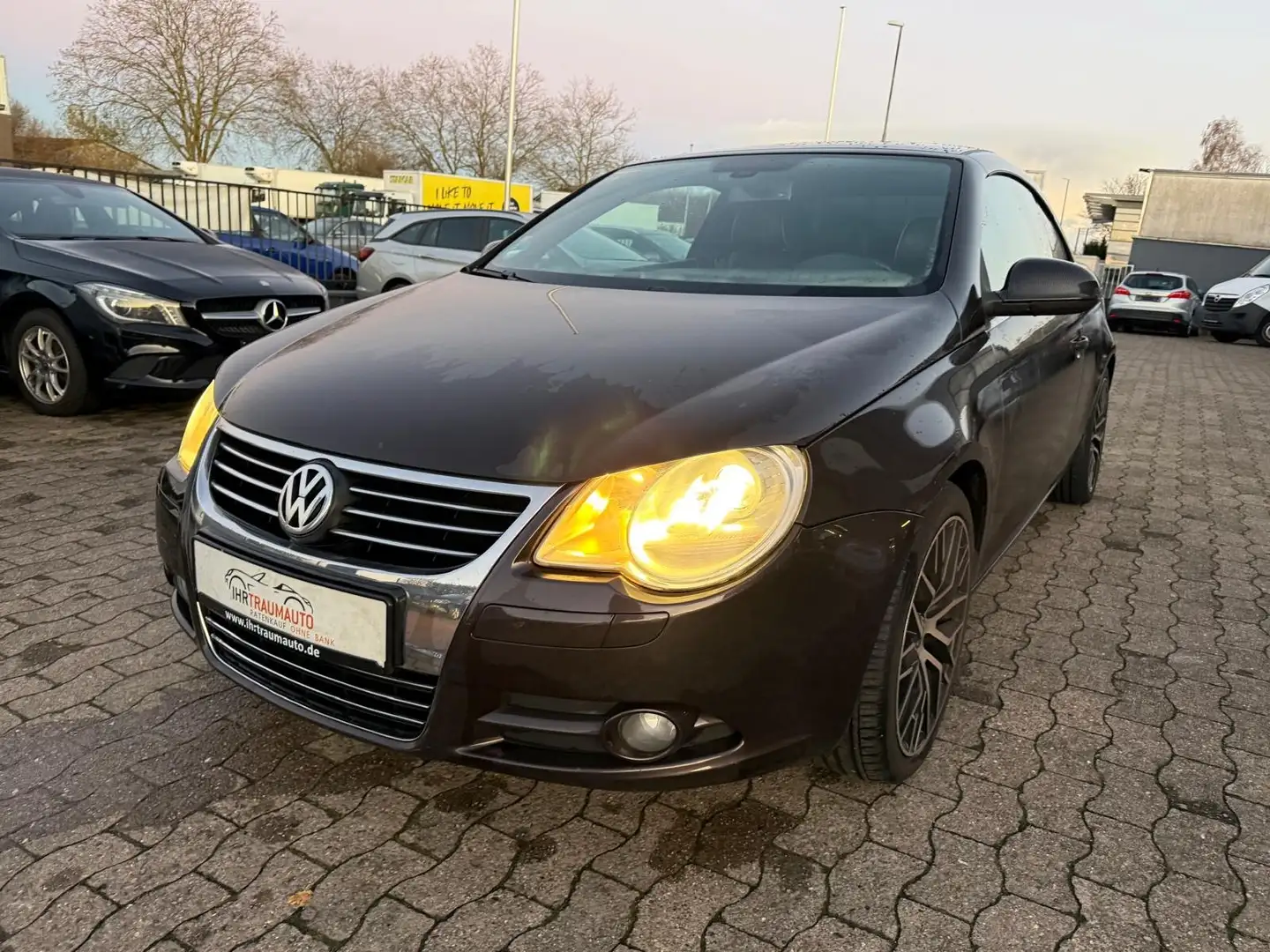 Volkswagen Eos 2.0 Individual Neu TÜV Inspektion Braun - 2