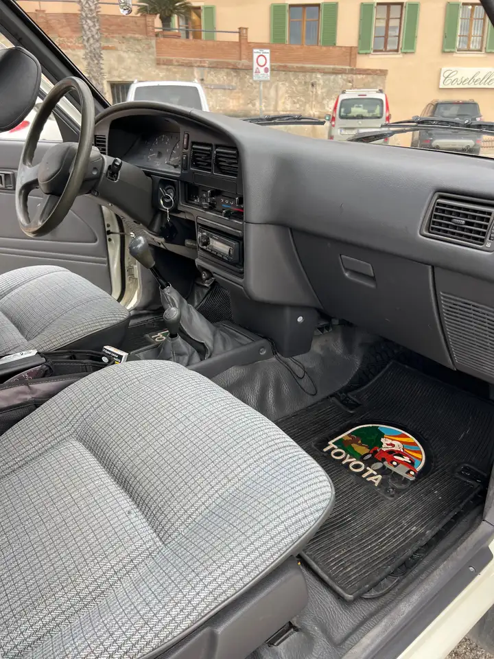Toyota Hilux LN110L, foto 5