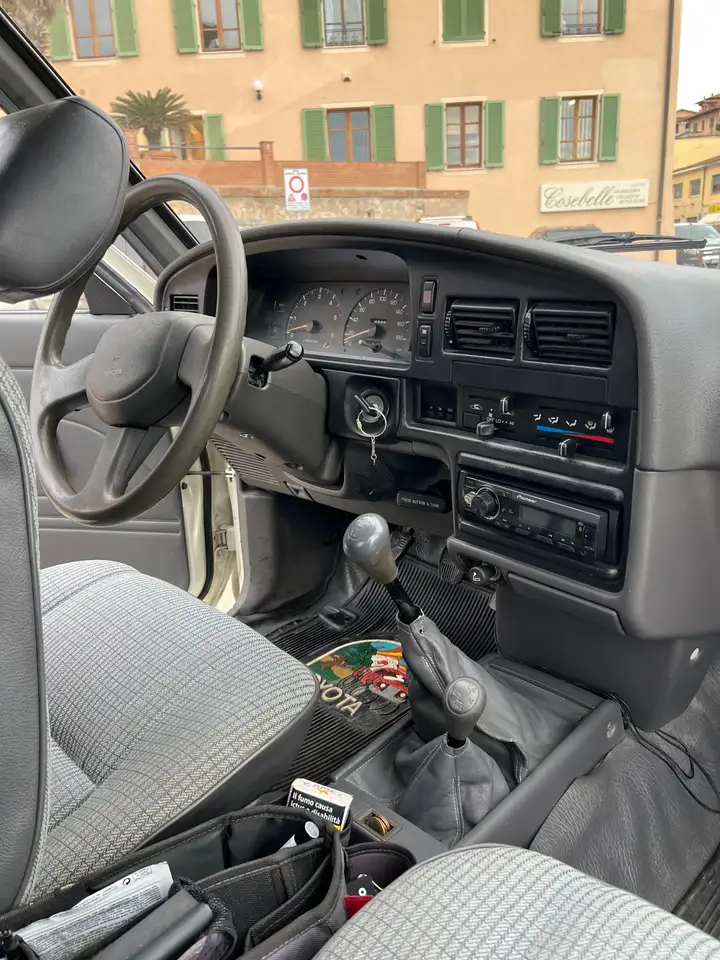 Toyota Hilux LN110L, foto 8